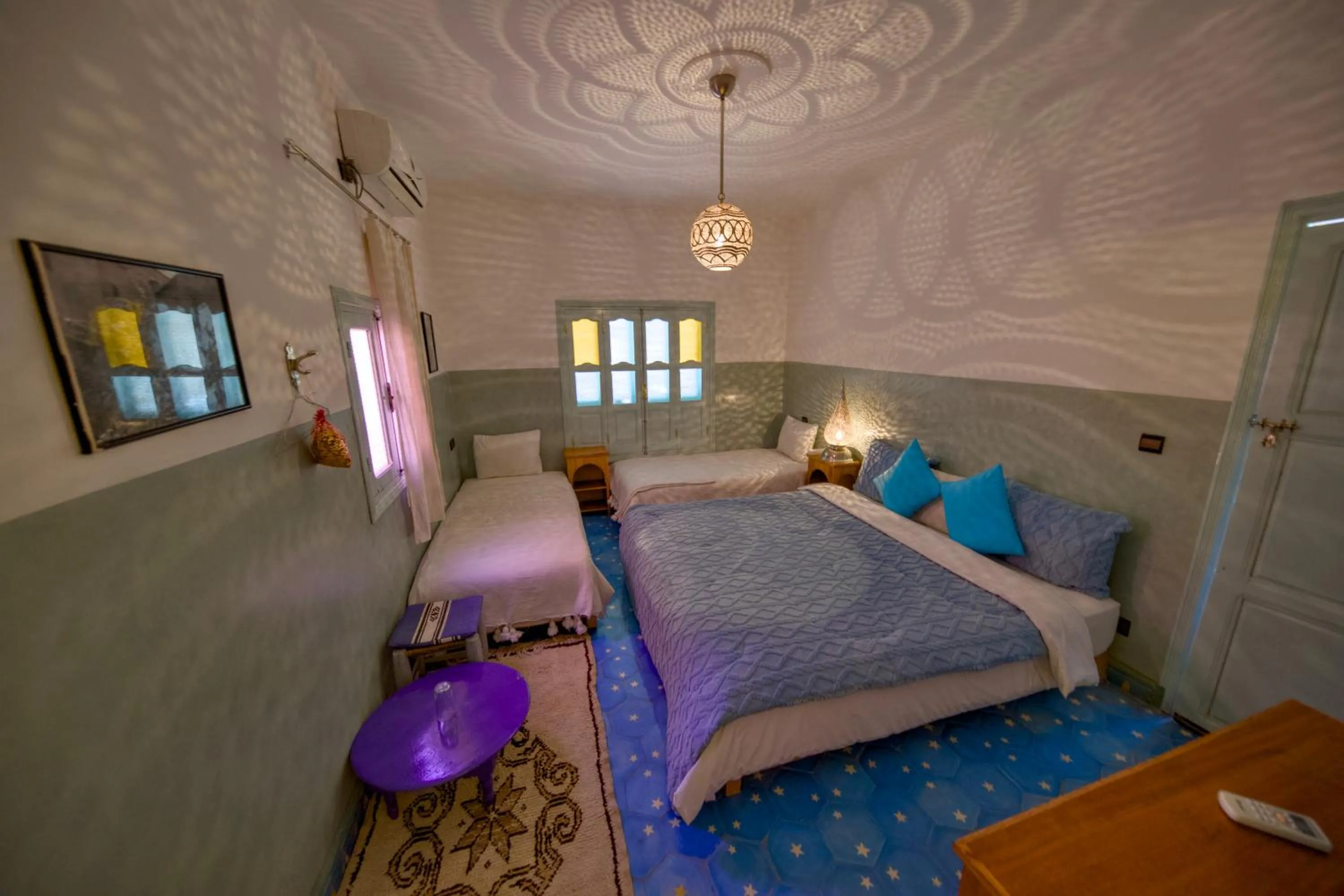 Bed in Maison d'hôtes Dar Farhana