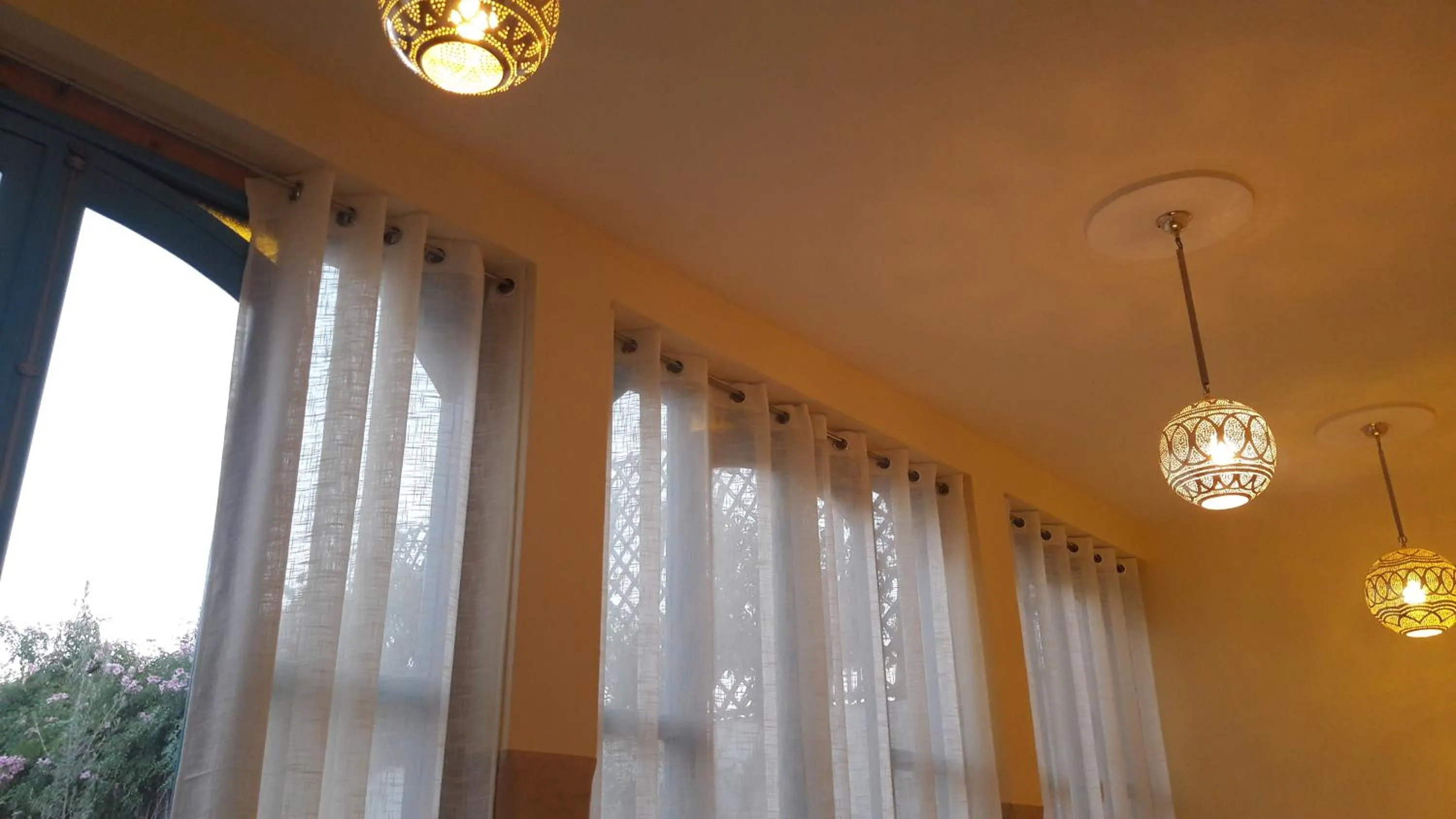 Restaurant/places to eat in Maison d'hôtes Dar Farhana