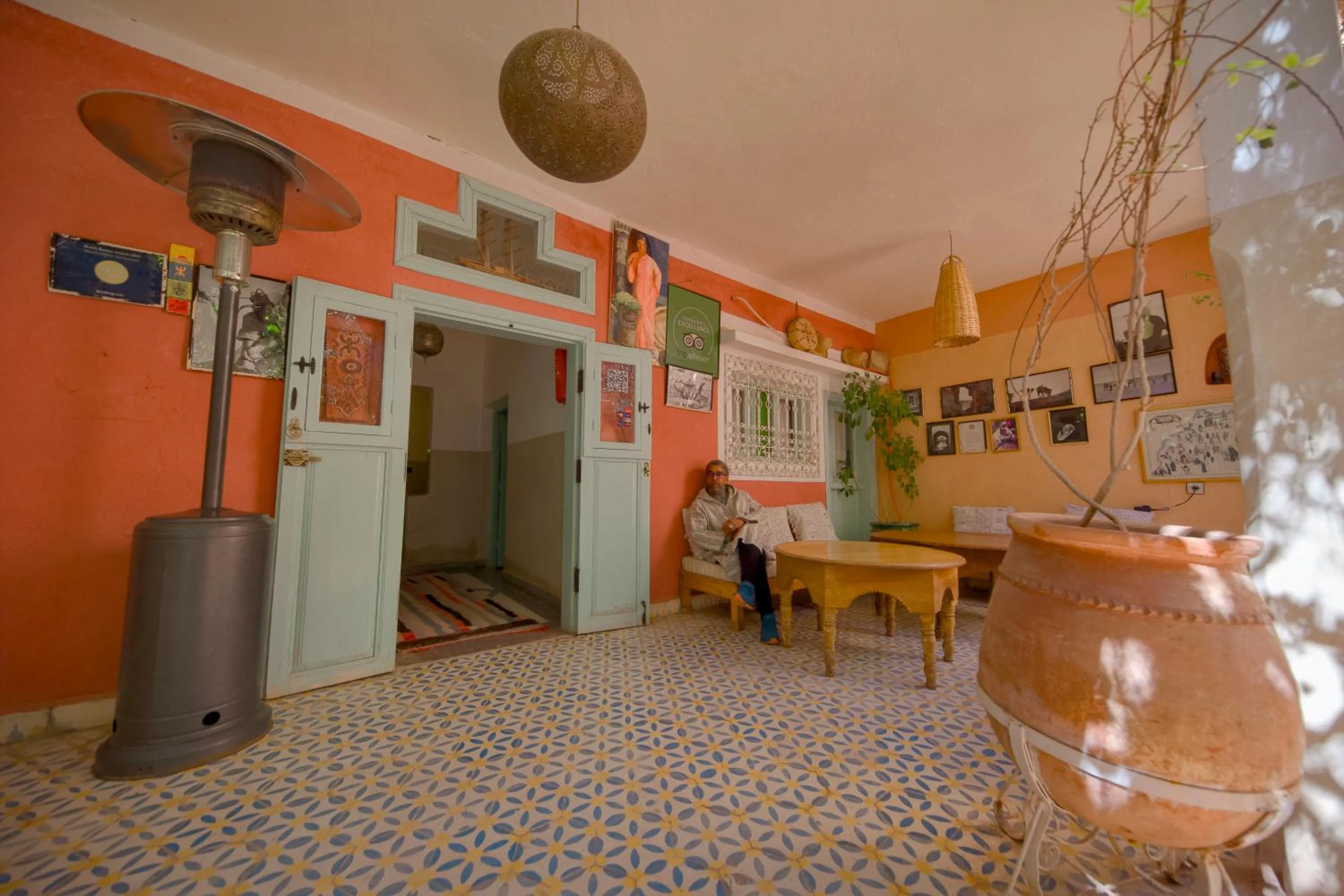 Seating area in Maison d'hôtes Dar Farhana