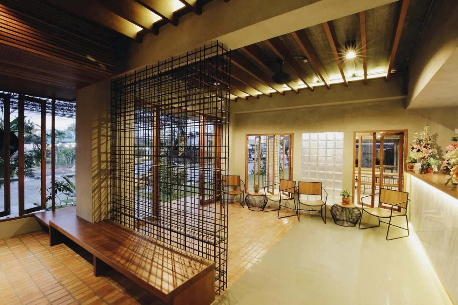 Property building in Laekhon Nonbai