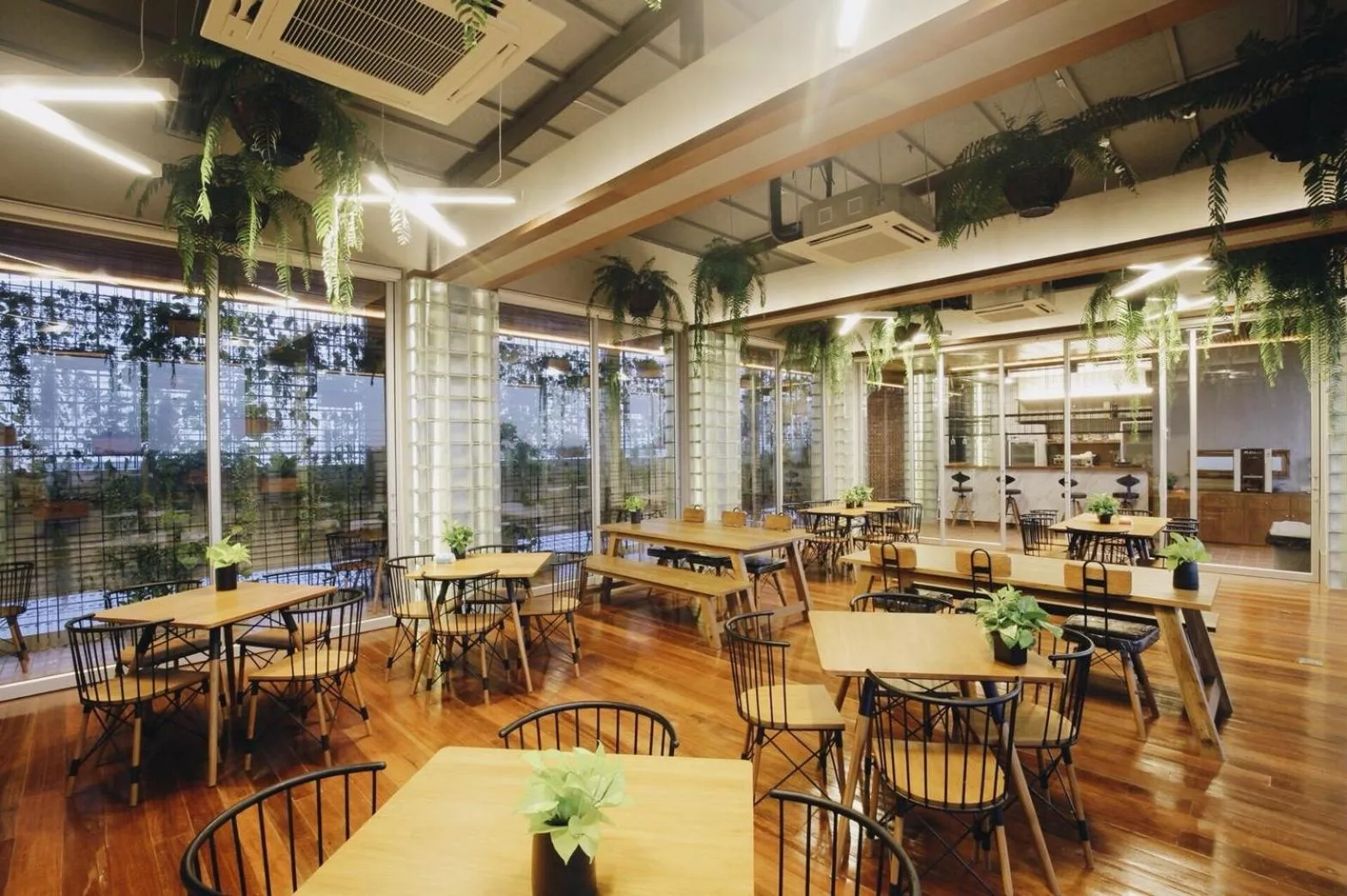 Property building in Laekhon Nonbai