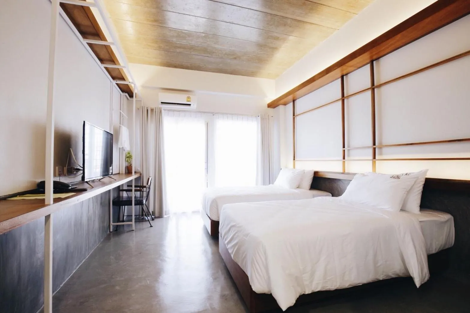 Bedroom, Bed in Laekhon Nonbai