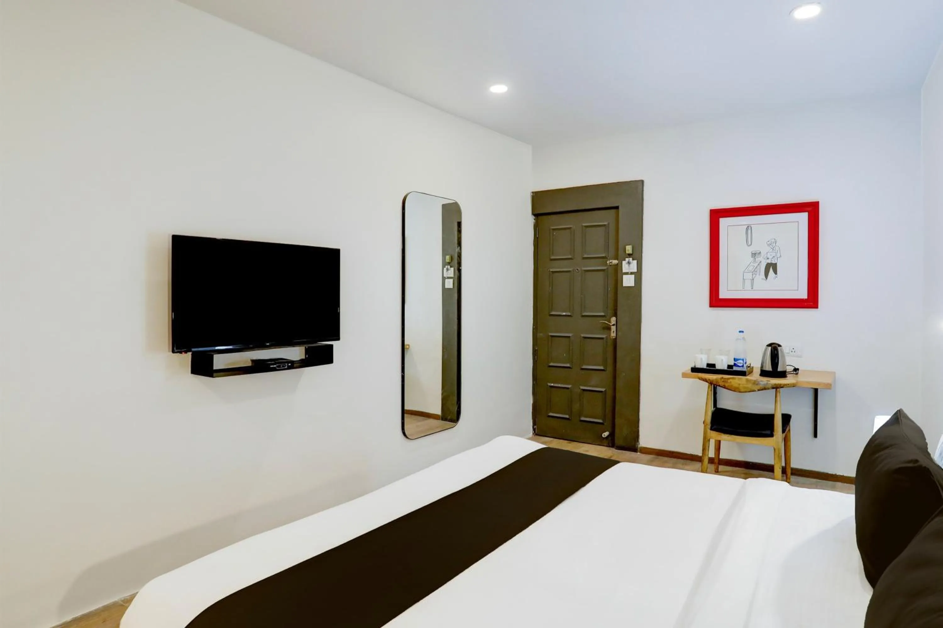 Bedroom, Bed in Super Townhouse Kalmana