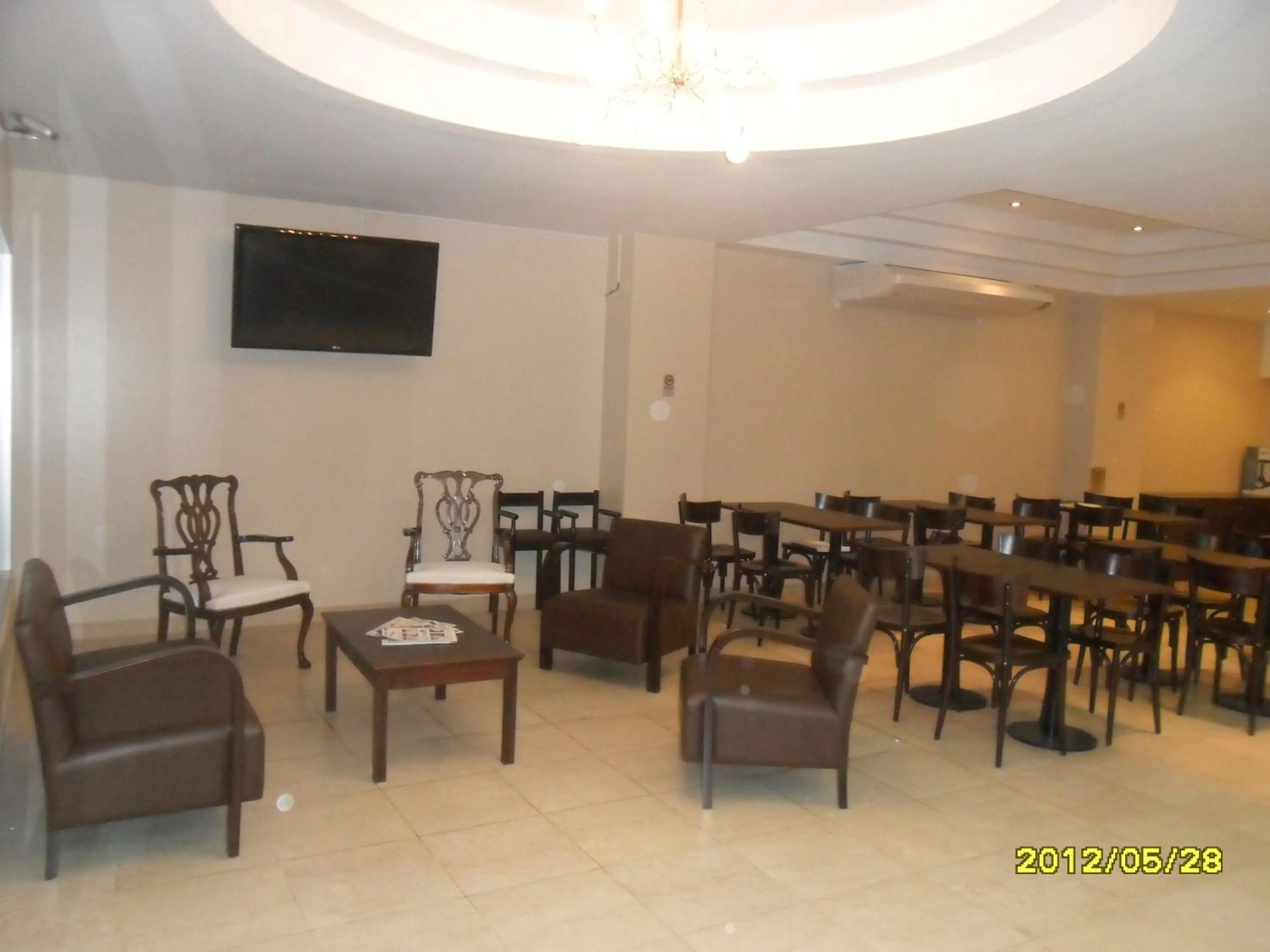 Lobby or reception in Destino Real Hotel