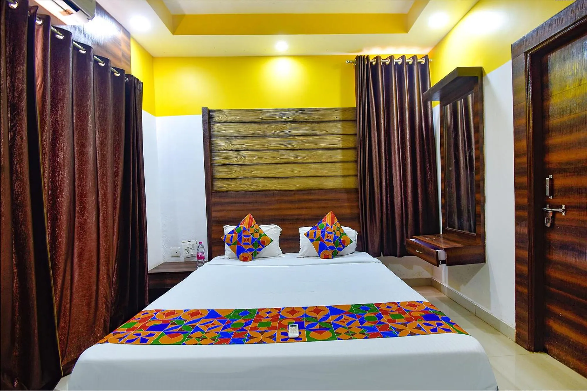 Bed in FabHotel Ocean View Apartment - Dabolim