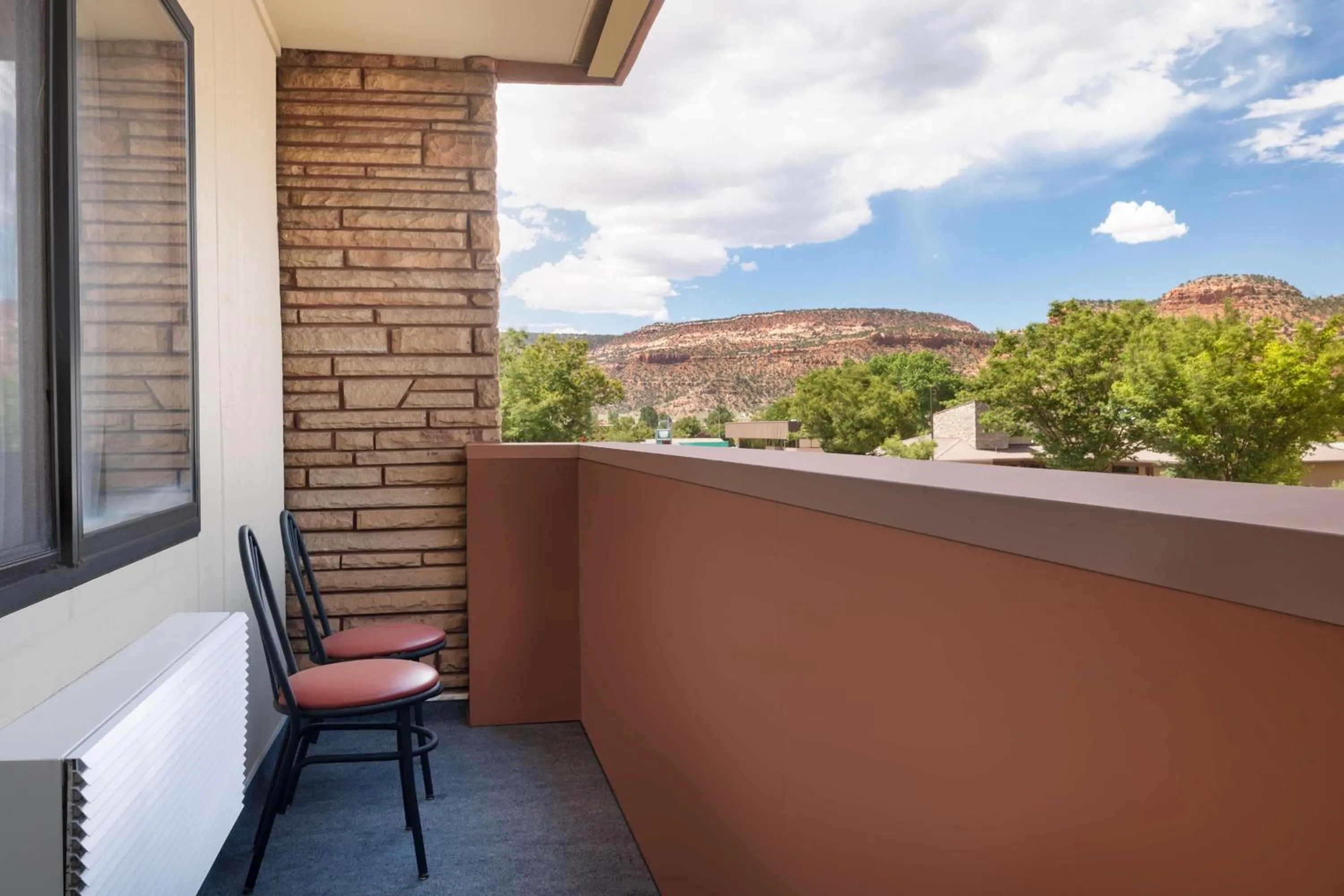 Bedroom in Best Western Red Hills