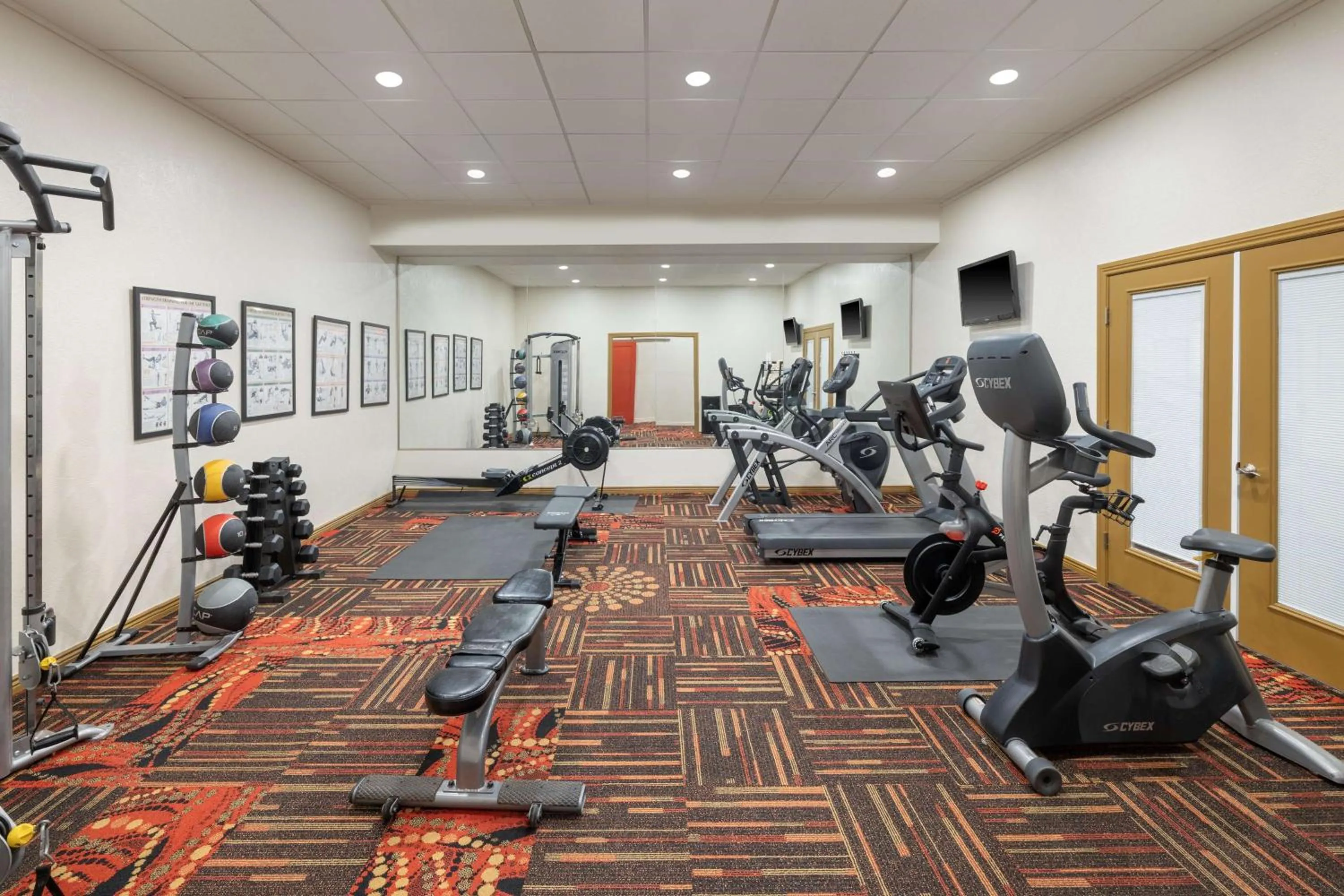 Fitness centre/facilities in Best Western Red Hills