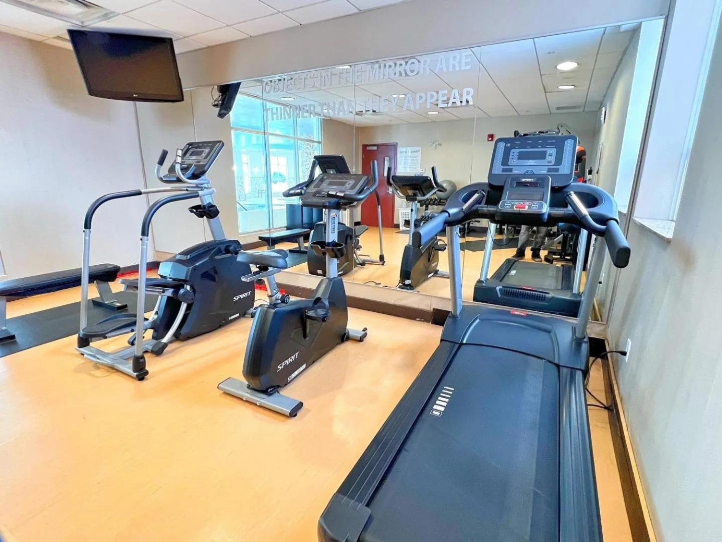 Fitness centre/facilities in Chateau Inn & Suites Bonnyville