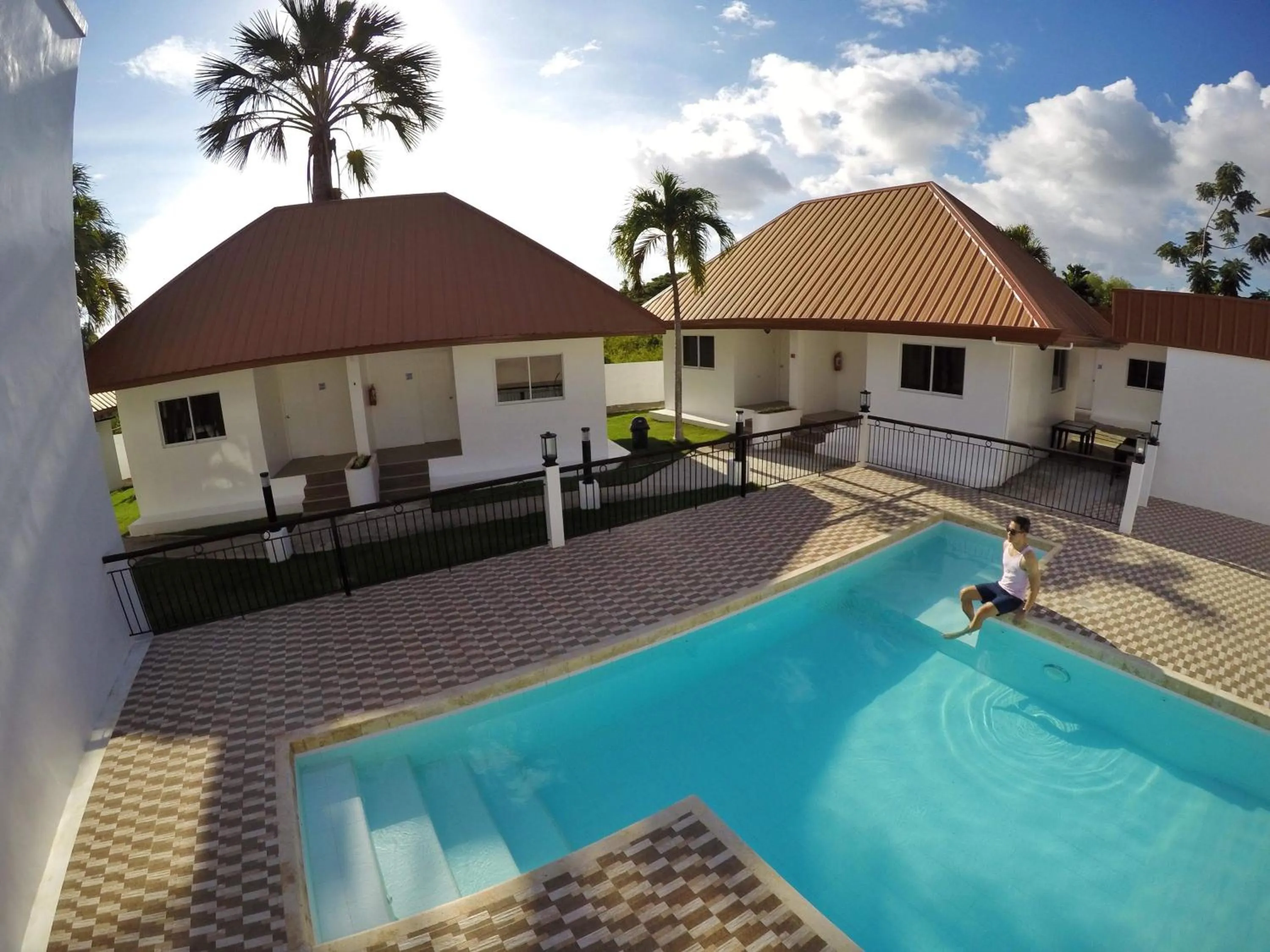 Heartland Hotel Serviced Rooms & Apartments.