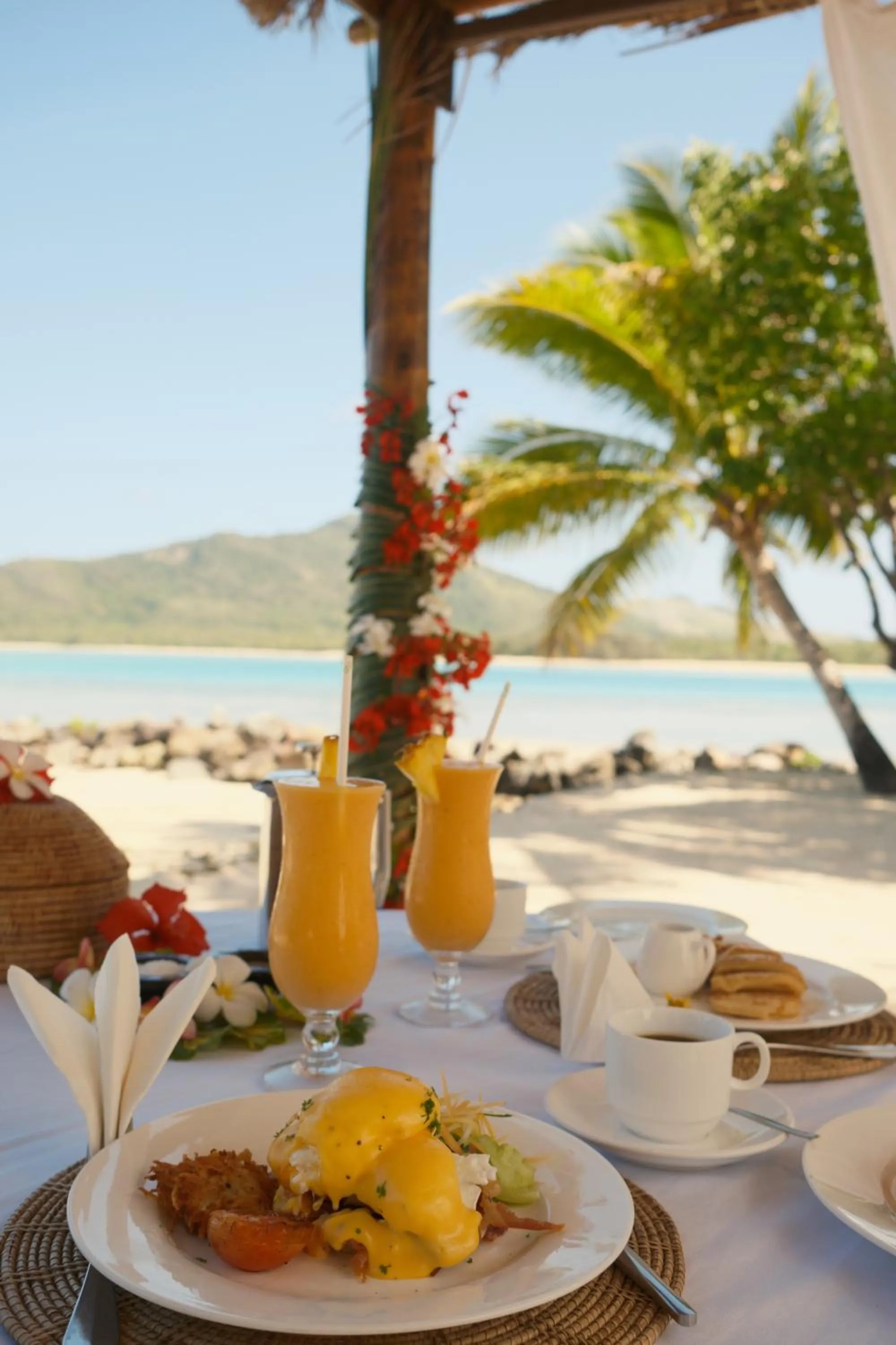 Food and drinks in Navutu Stars Resort