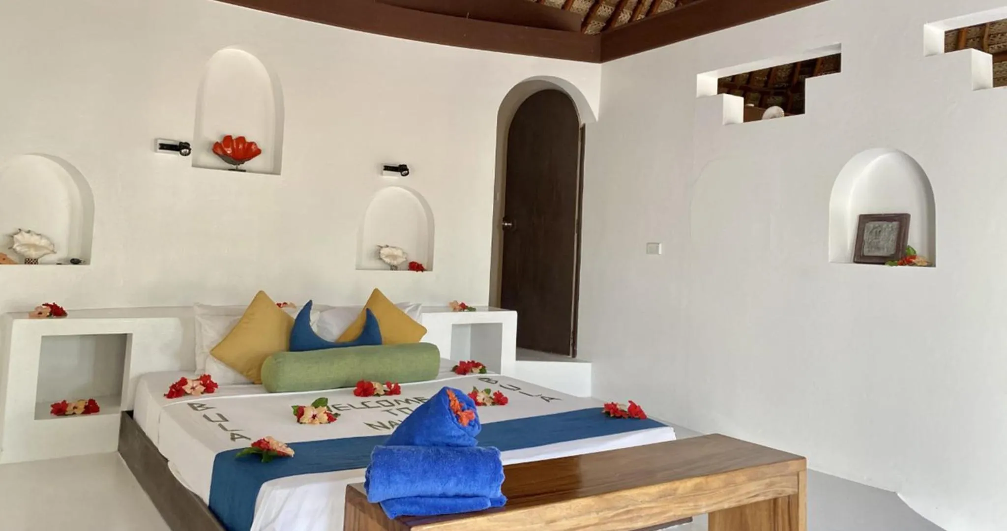 Bed in Navutu Stars Resort