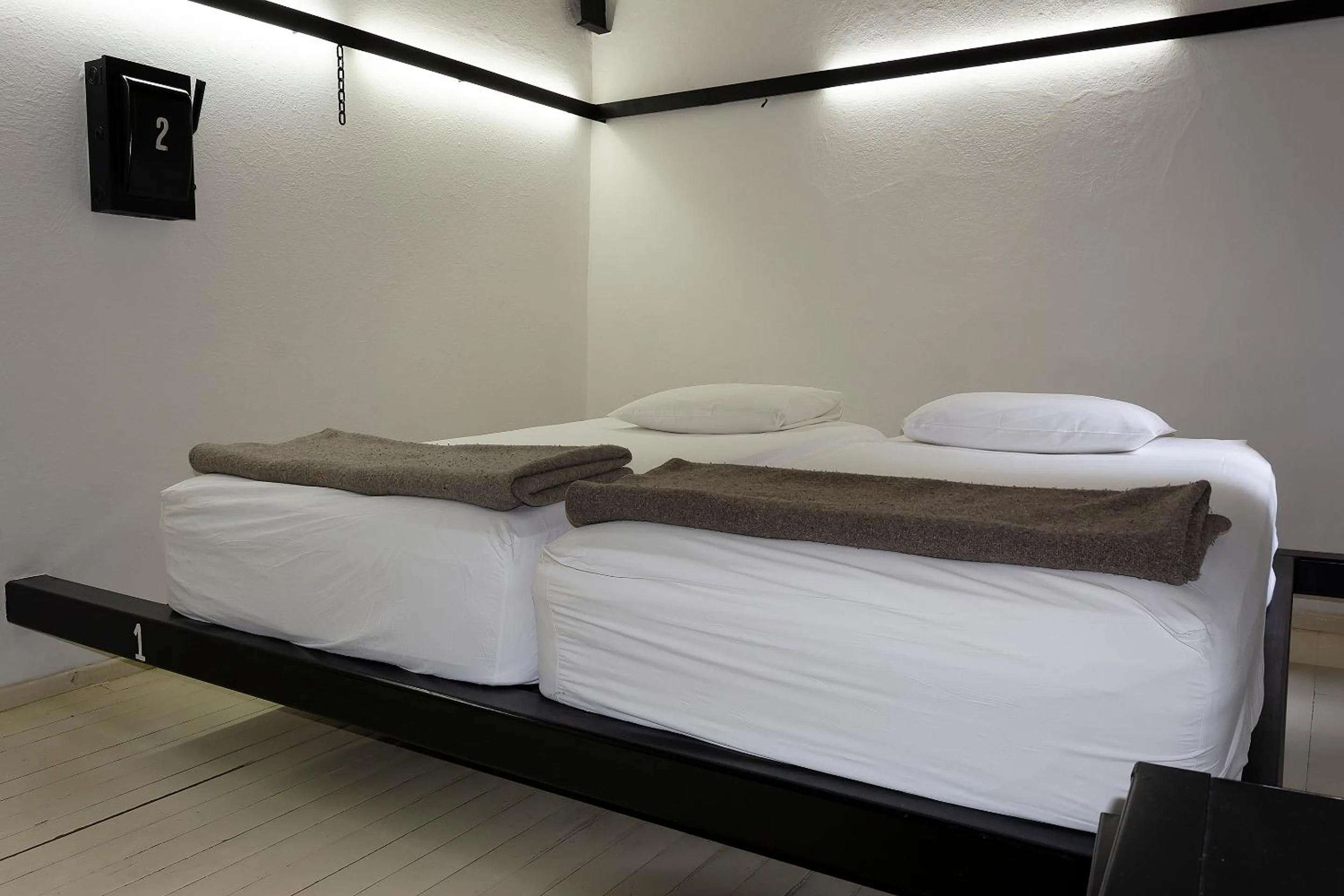 Bed in Downtown Beds