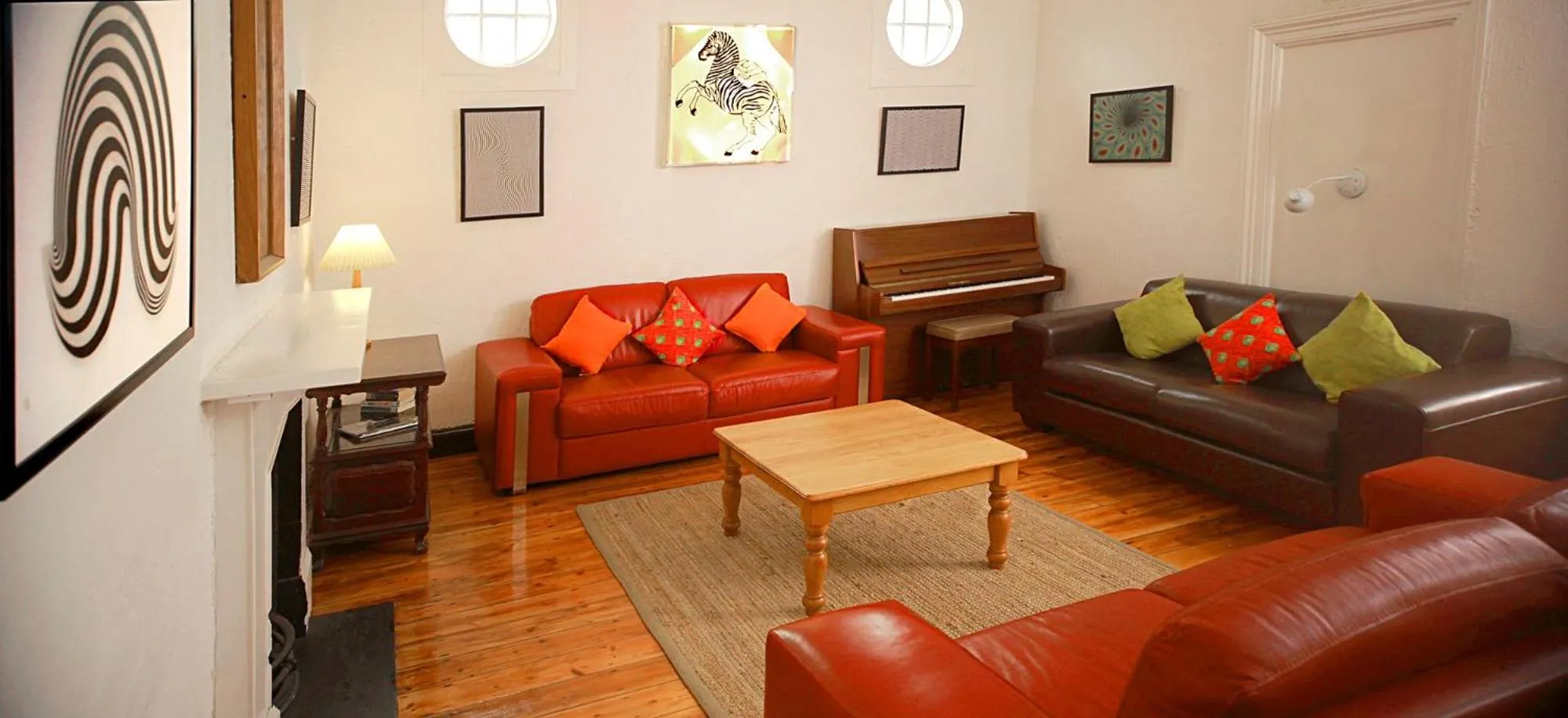 Living room in Zebra Crossing Backpacker