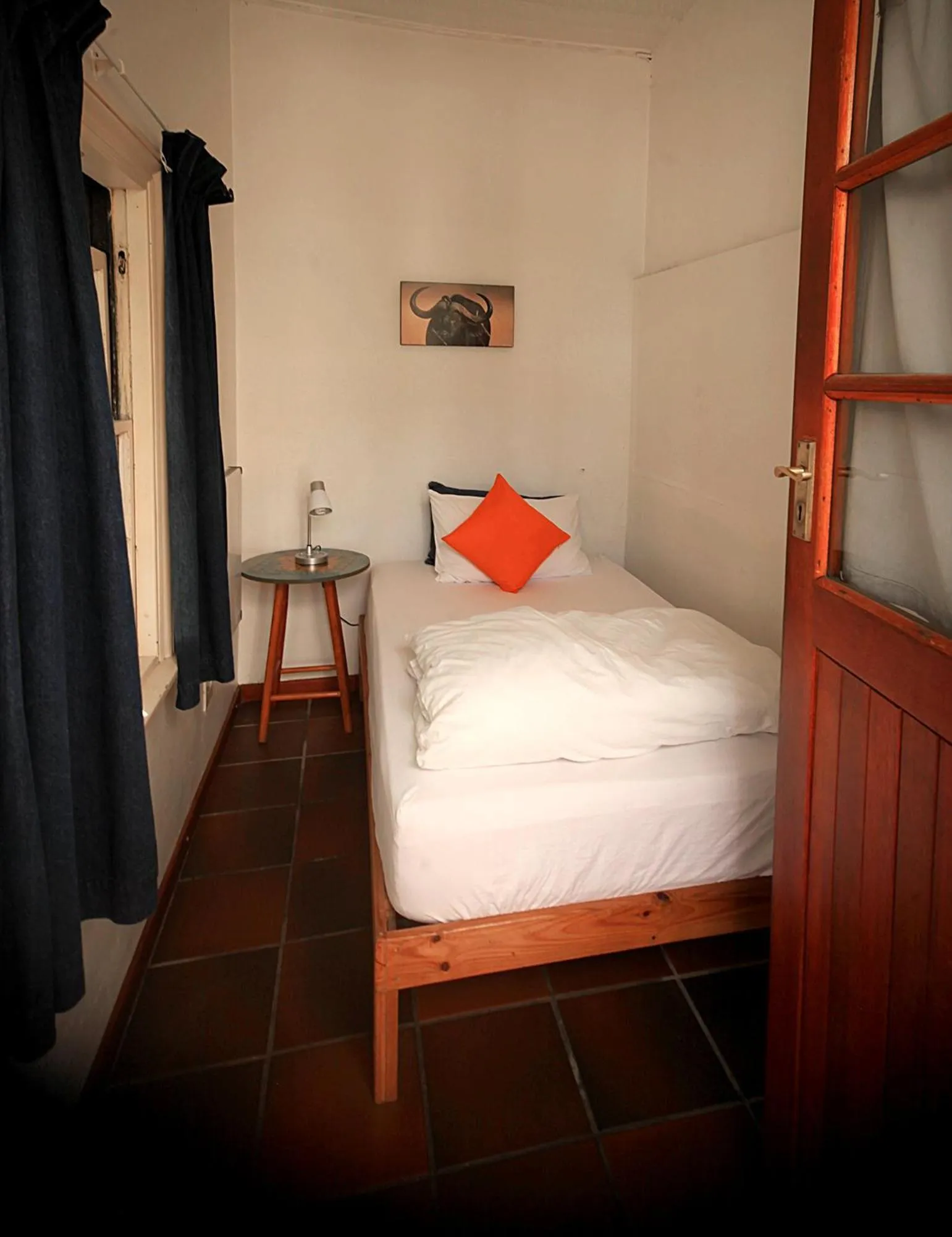 Bedroom, Bed in Zebra Crossing Backpacker