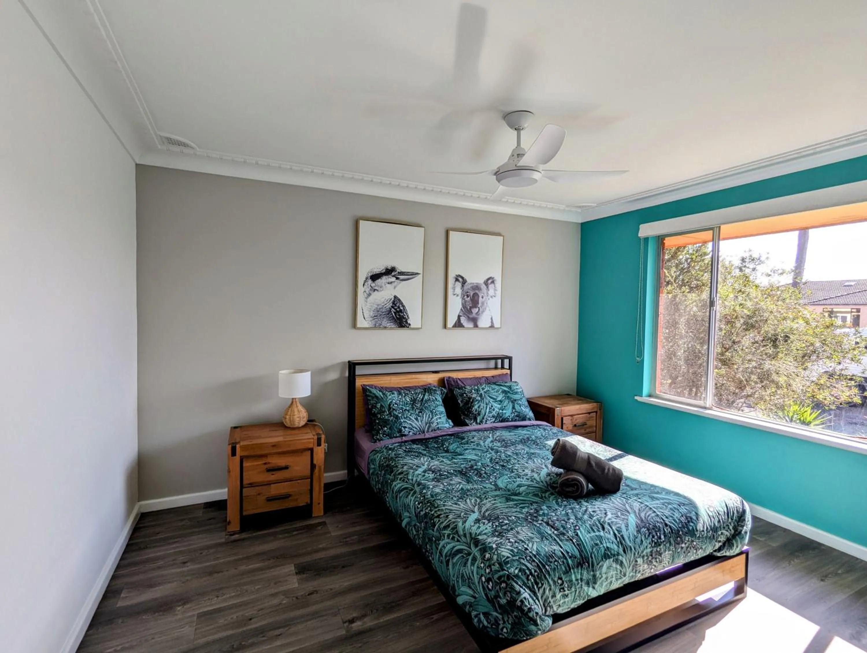 Bedroom, Bed in Ozzie Pozzie Backpackers