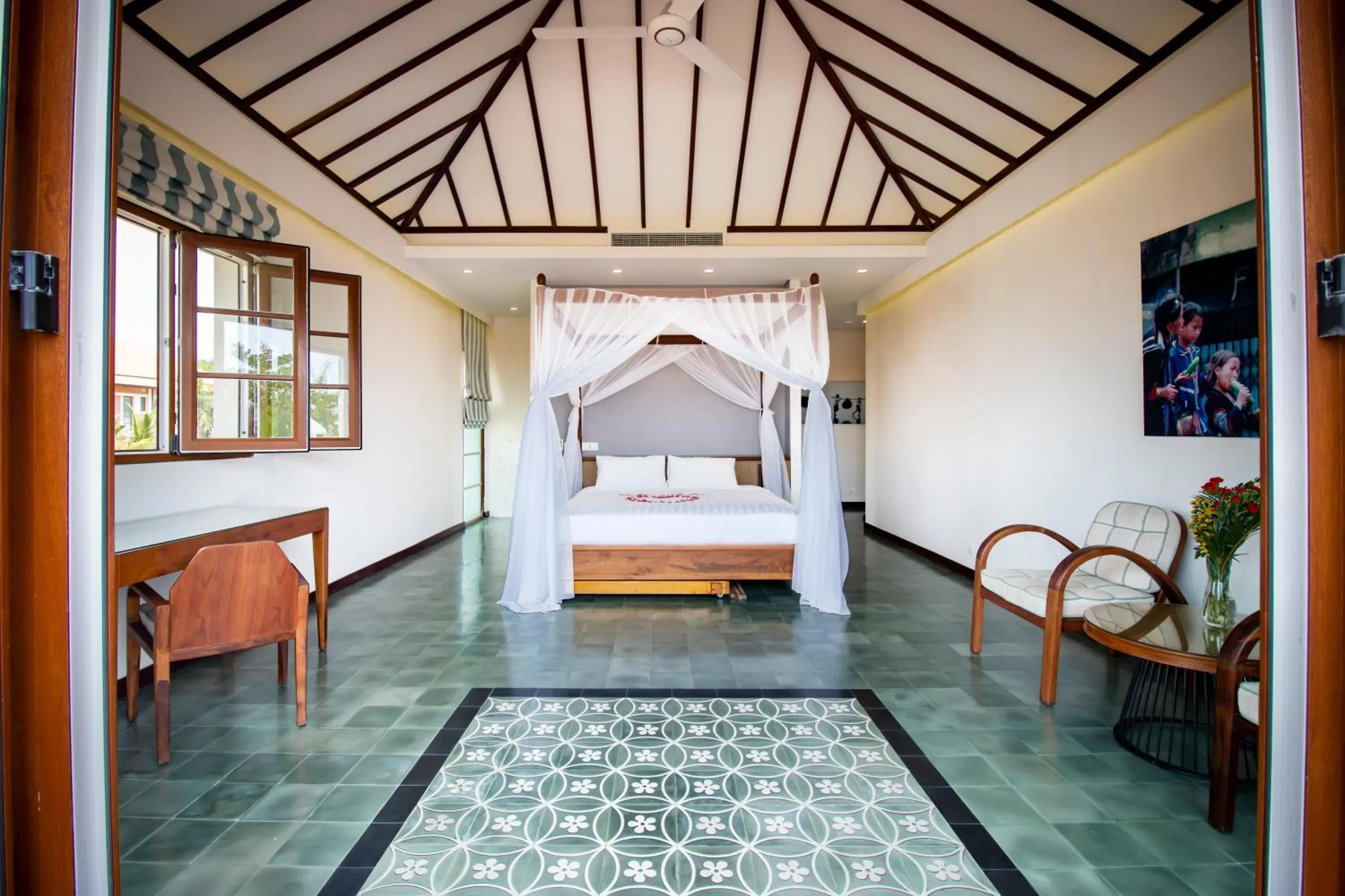 Property building, Bed in Cassia Cottage Resort and Spa