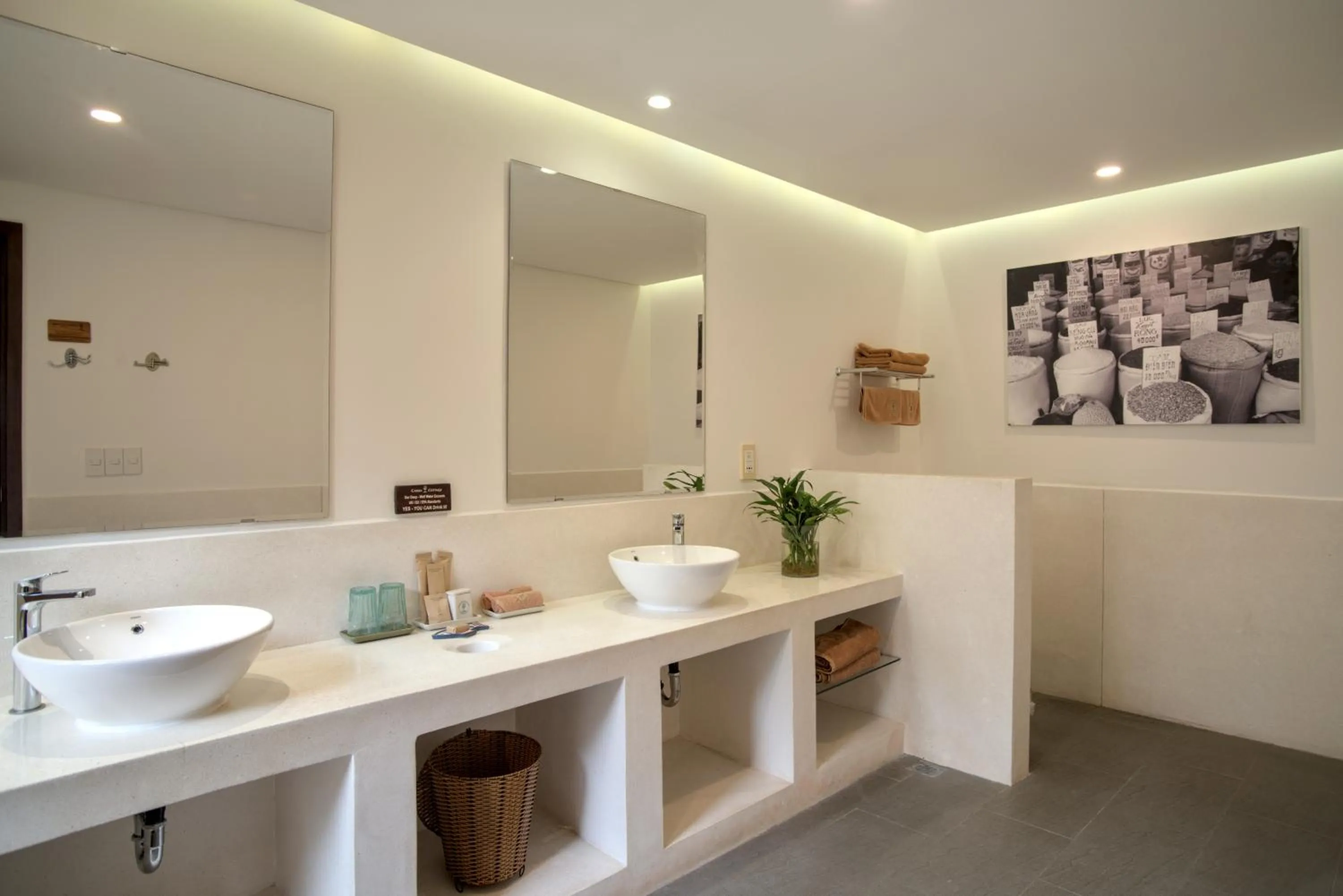 Cassia Cottage Resort and Spa