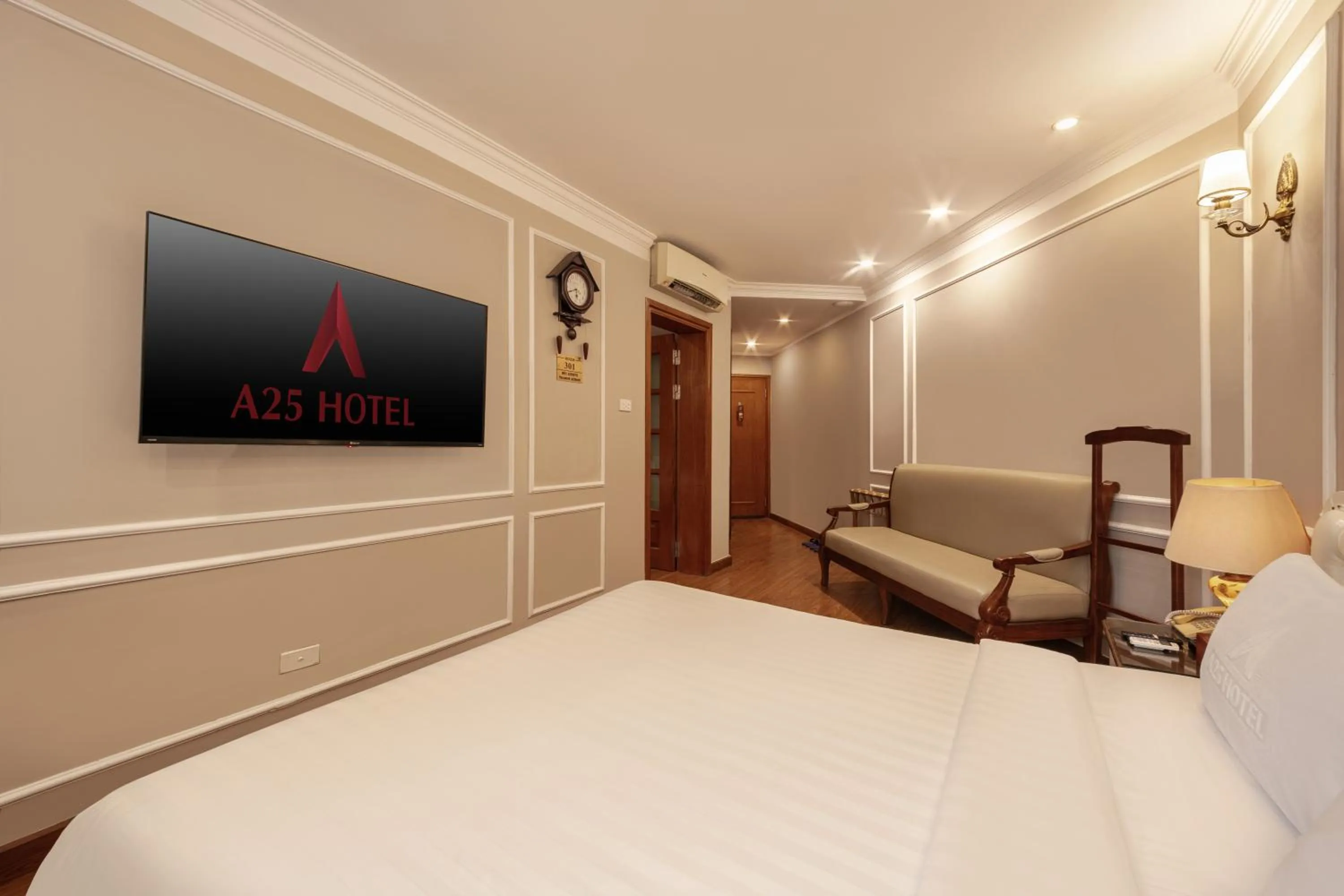 Bed in A25 Hotel - 23 Quán Thánh