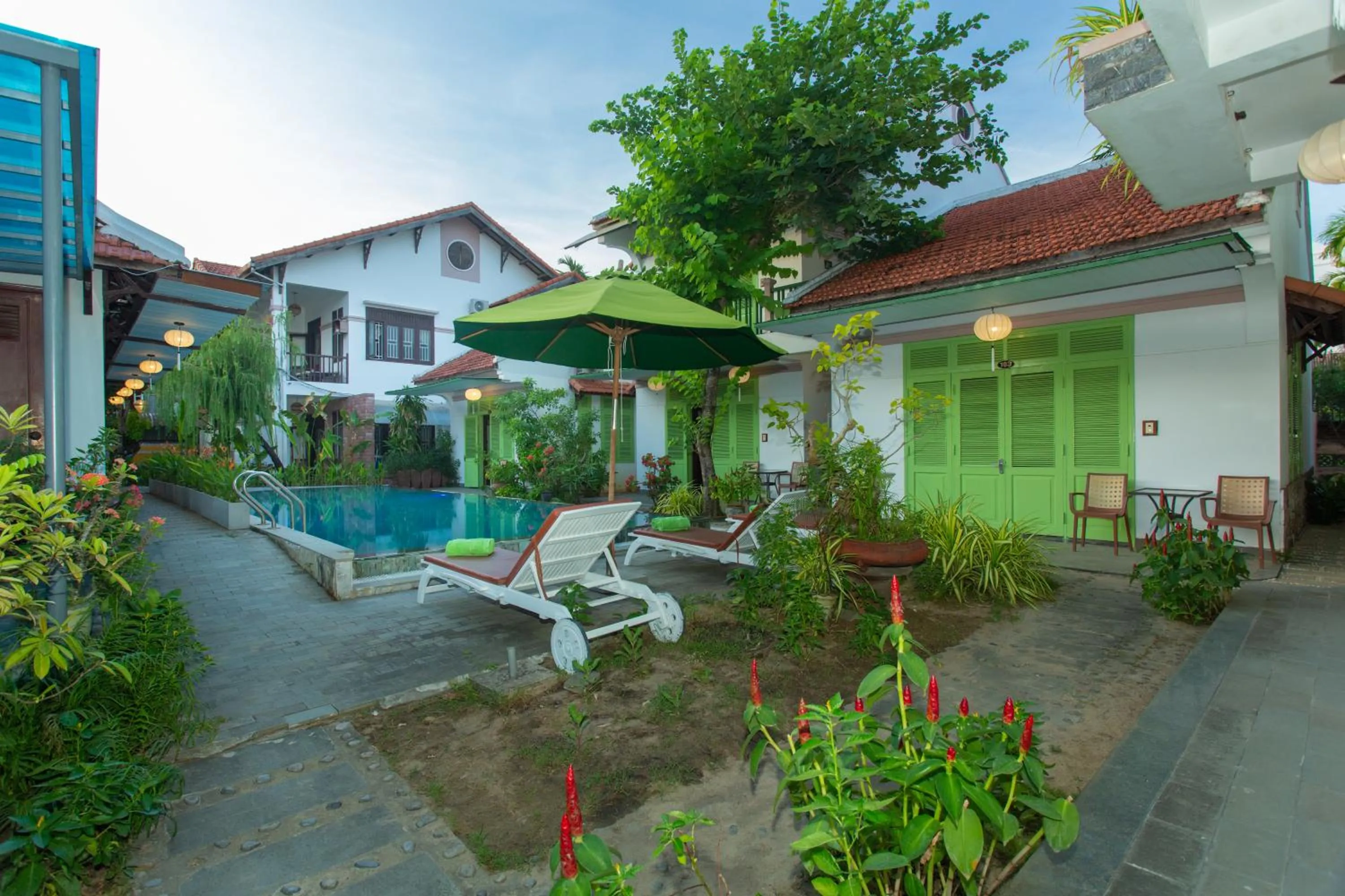 Swimming pool in Hoi An Garden Villas