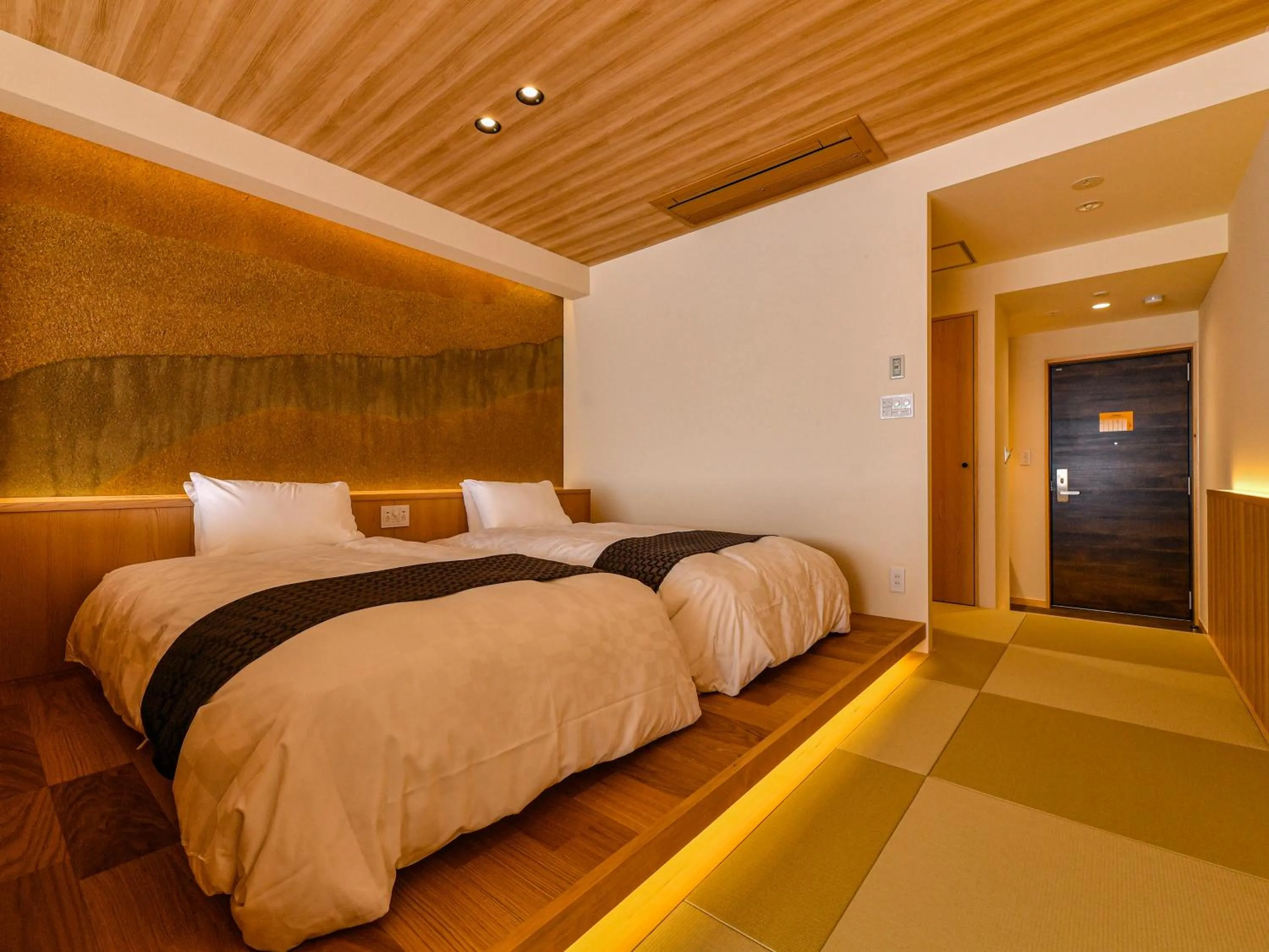 Photo of the whole room, Bed in Hokuriku Fukui Awara Onsen Mimatsu