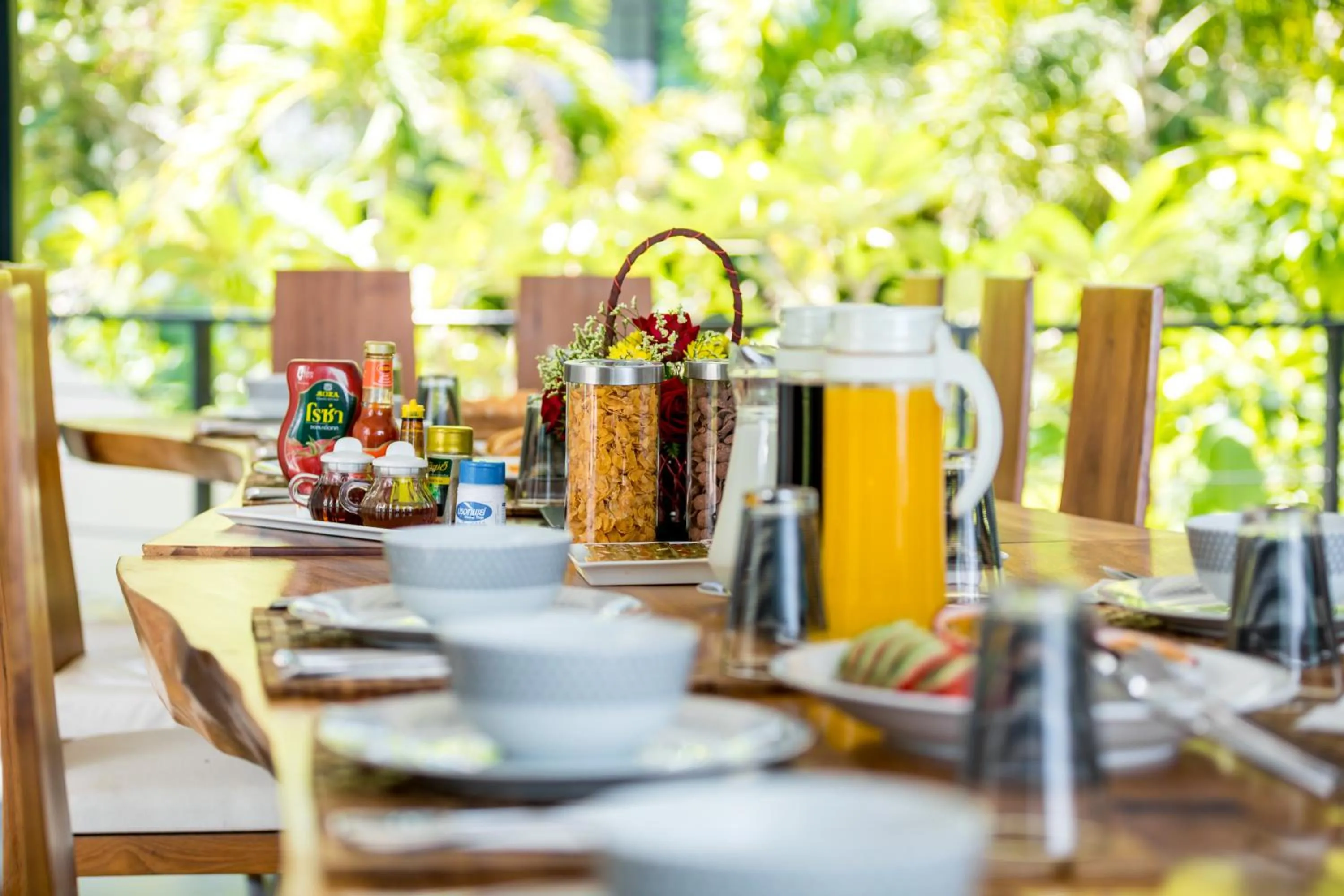 Food and drinks in Villa The Spot Koh Samui