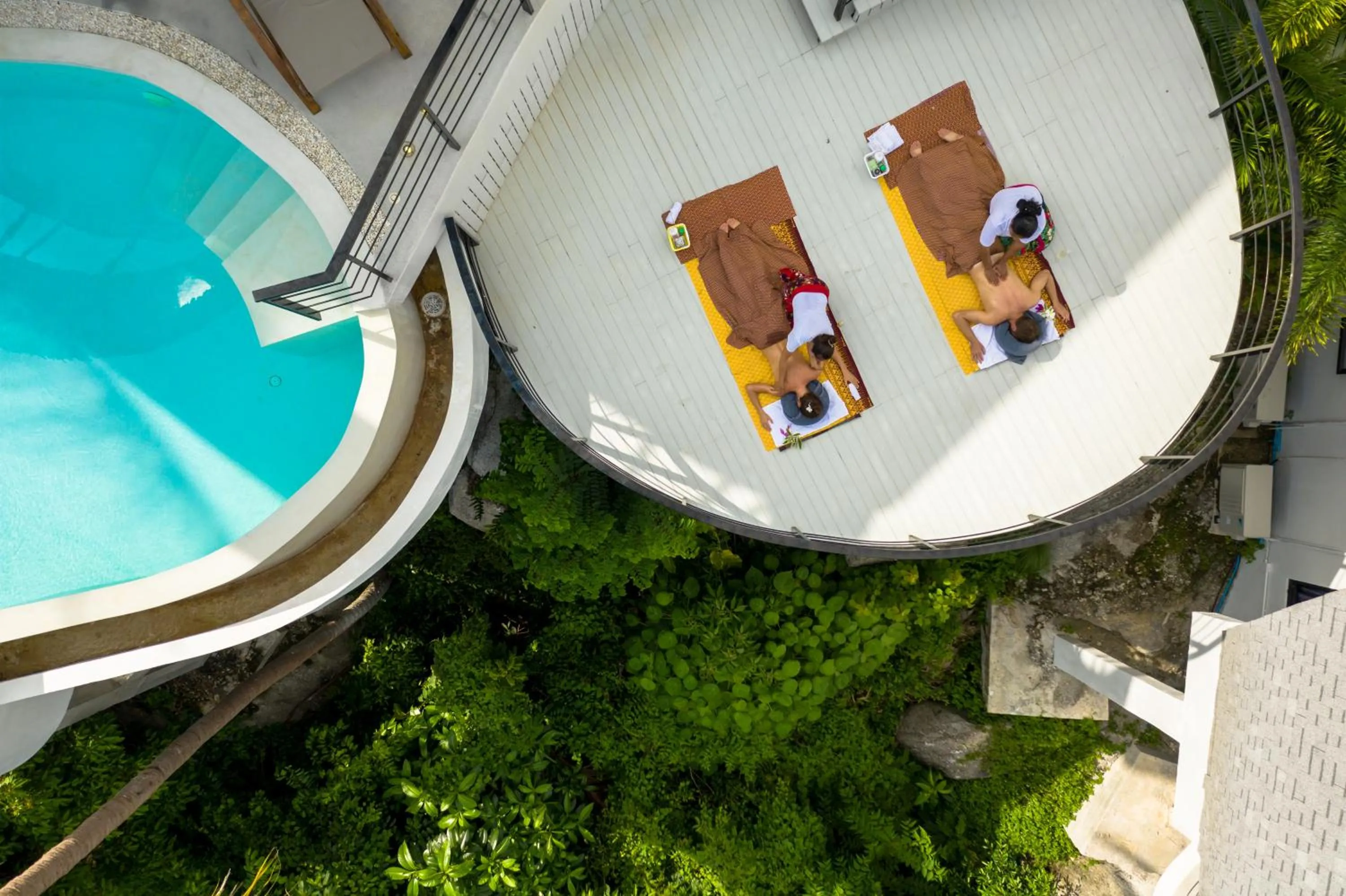 Staff in Villa The Spot Koh Samui