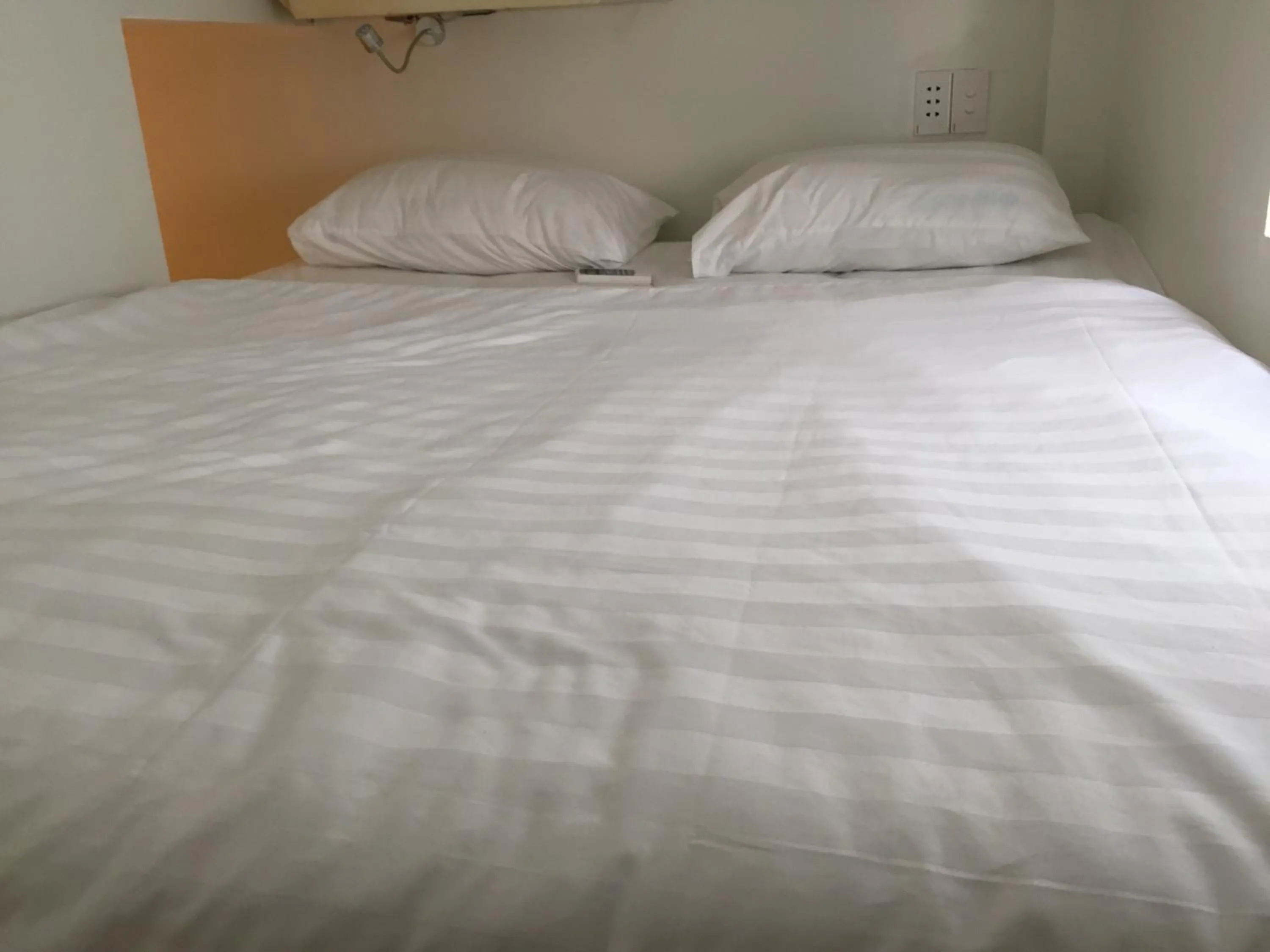 Bed in An Nam Corner - Dreamer