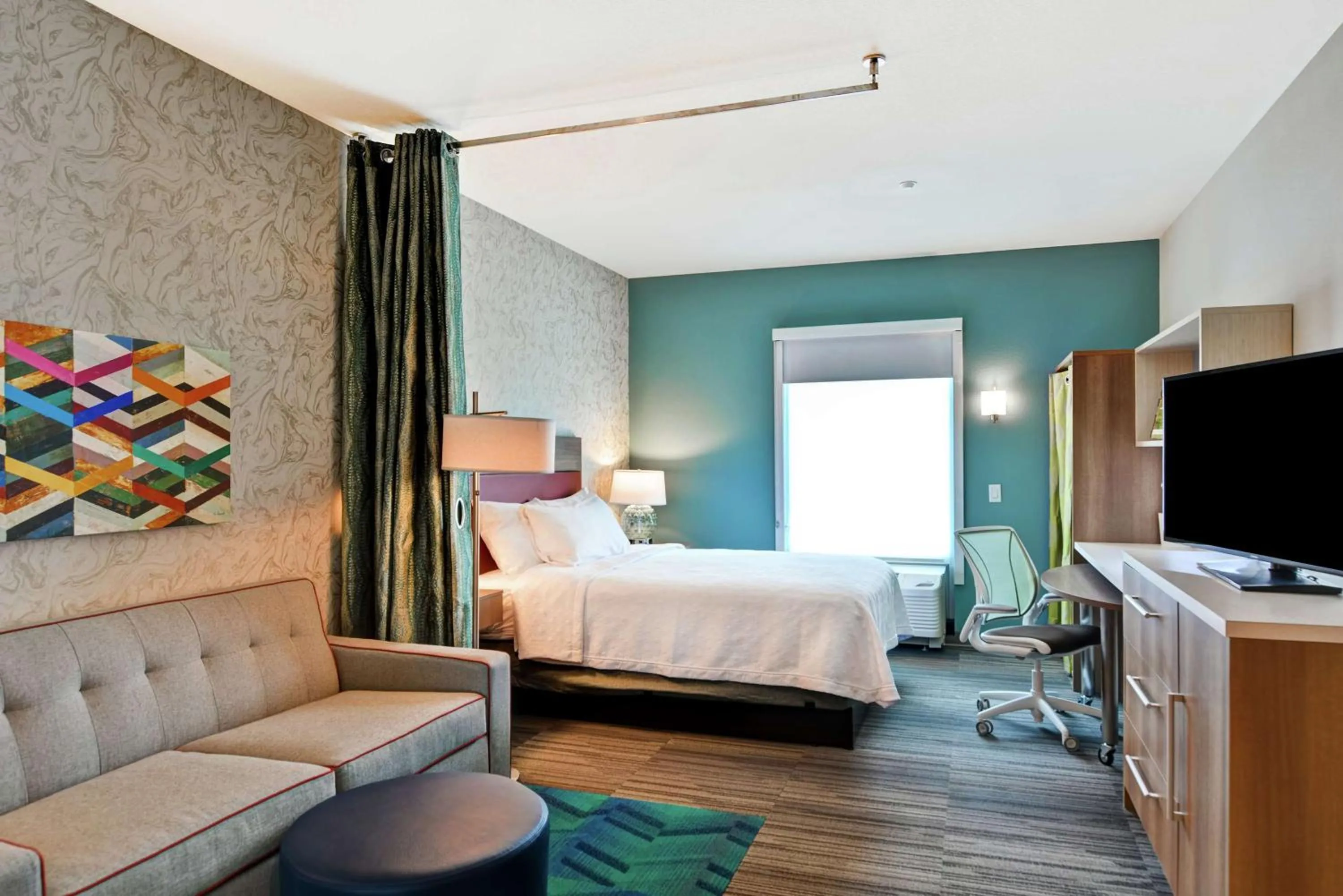 Bedroom, Bed in Home2 Suites By Hilton Daytona Beach Speedway