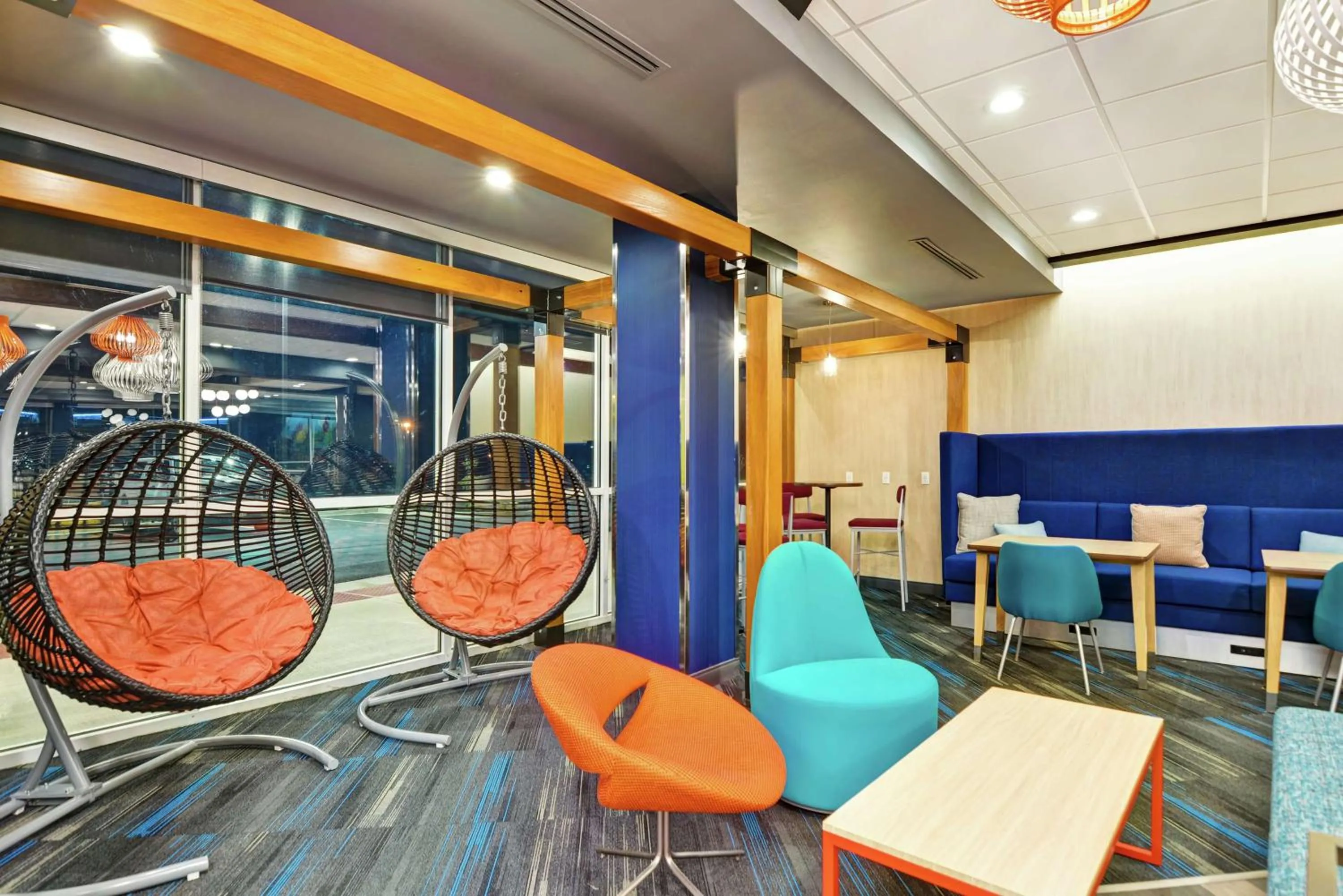 Lobby or reception in Tru By Hilton Richmond