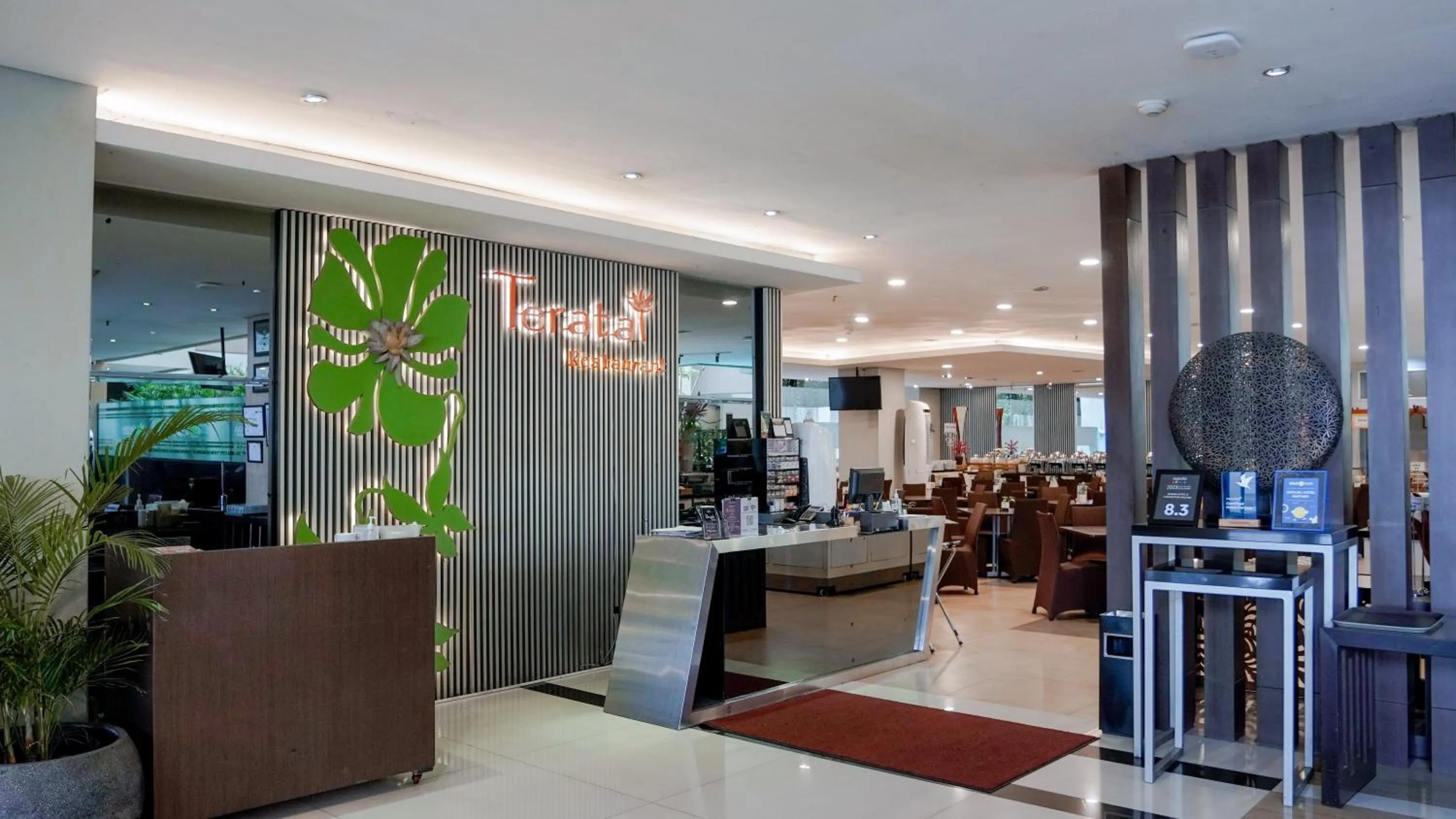 Restaurant/places to eat in Savana Hotel & Convention Malang