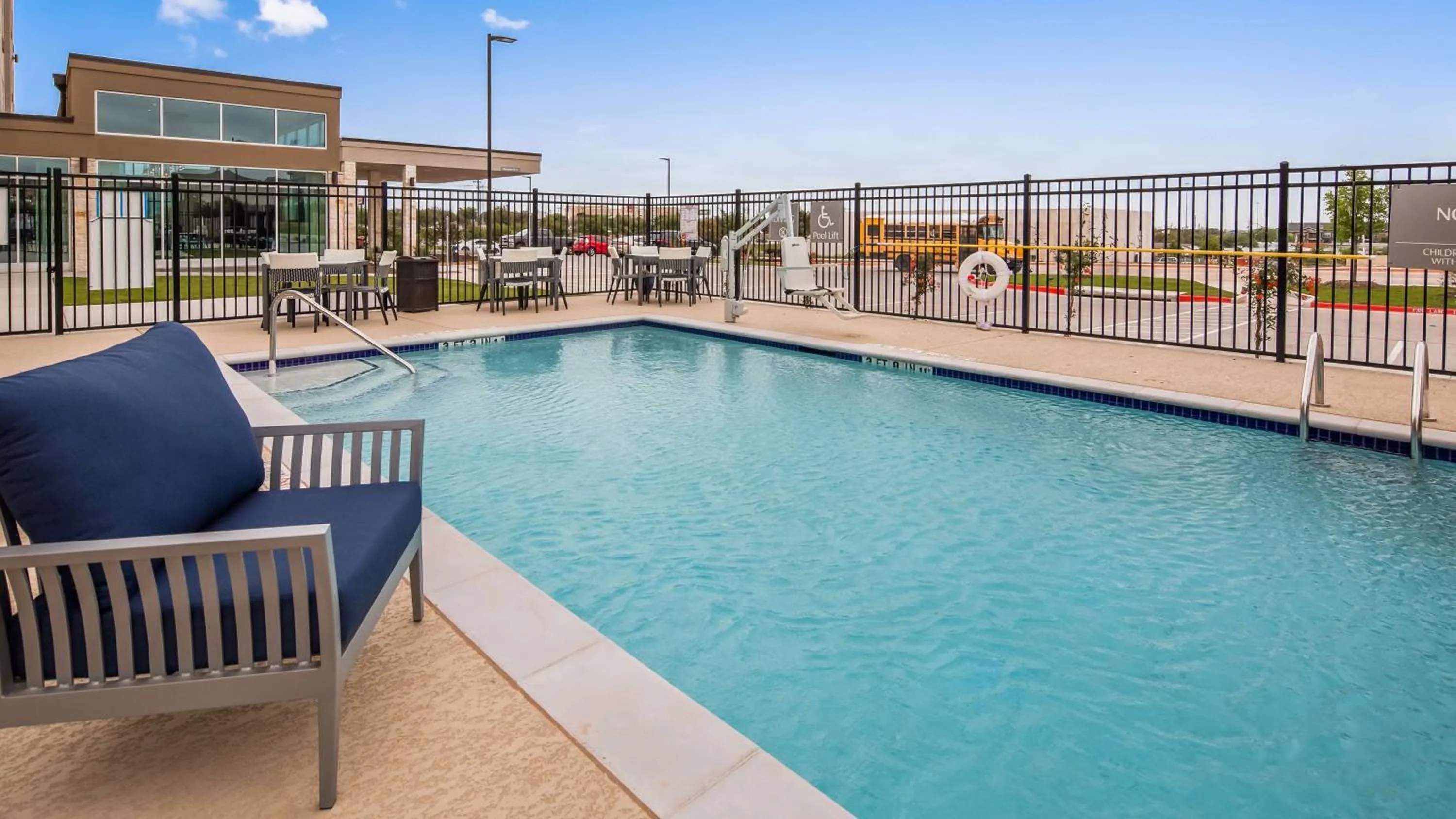Pool view in Best Western Plus Executive Residency Austin - Round Rock