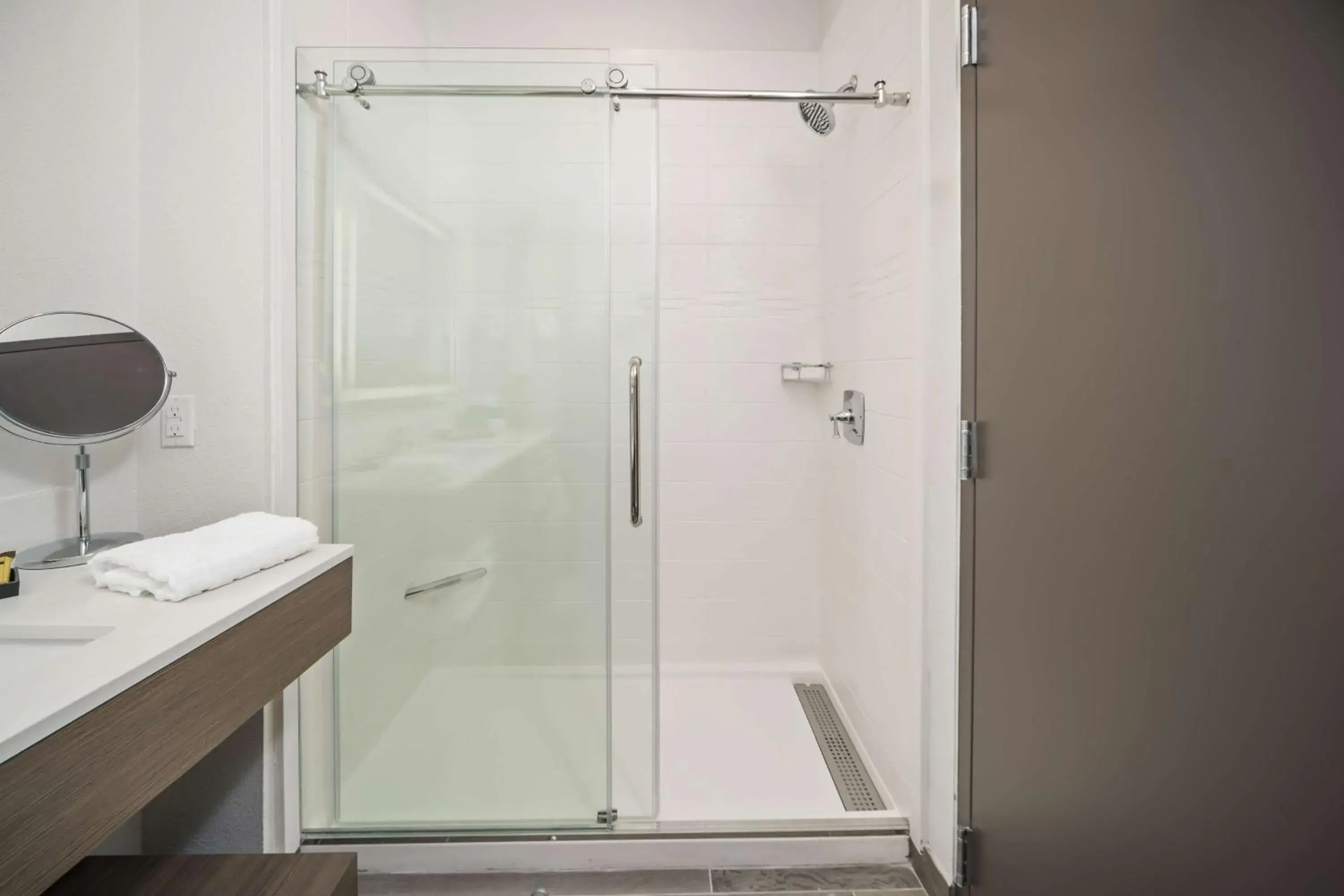 Queen Suite with Two Queen Beds and Kitchen - Non-Smoking in Best Western Plus Executive Residency Austin - Round Rock Queen Suite with Two Queen Beds and Kitchen - Non-Smoking in Best Western Plus Executive Residency Austin - Round Rock