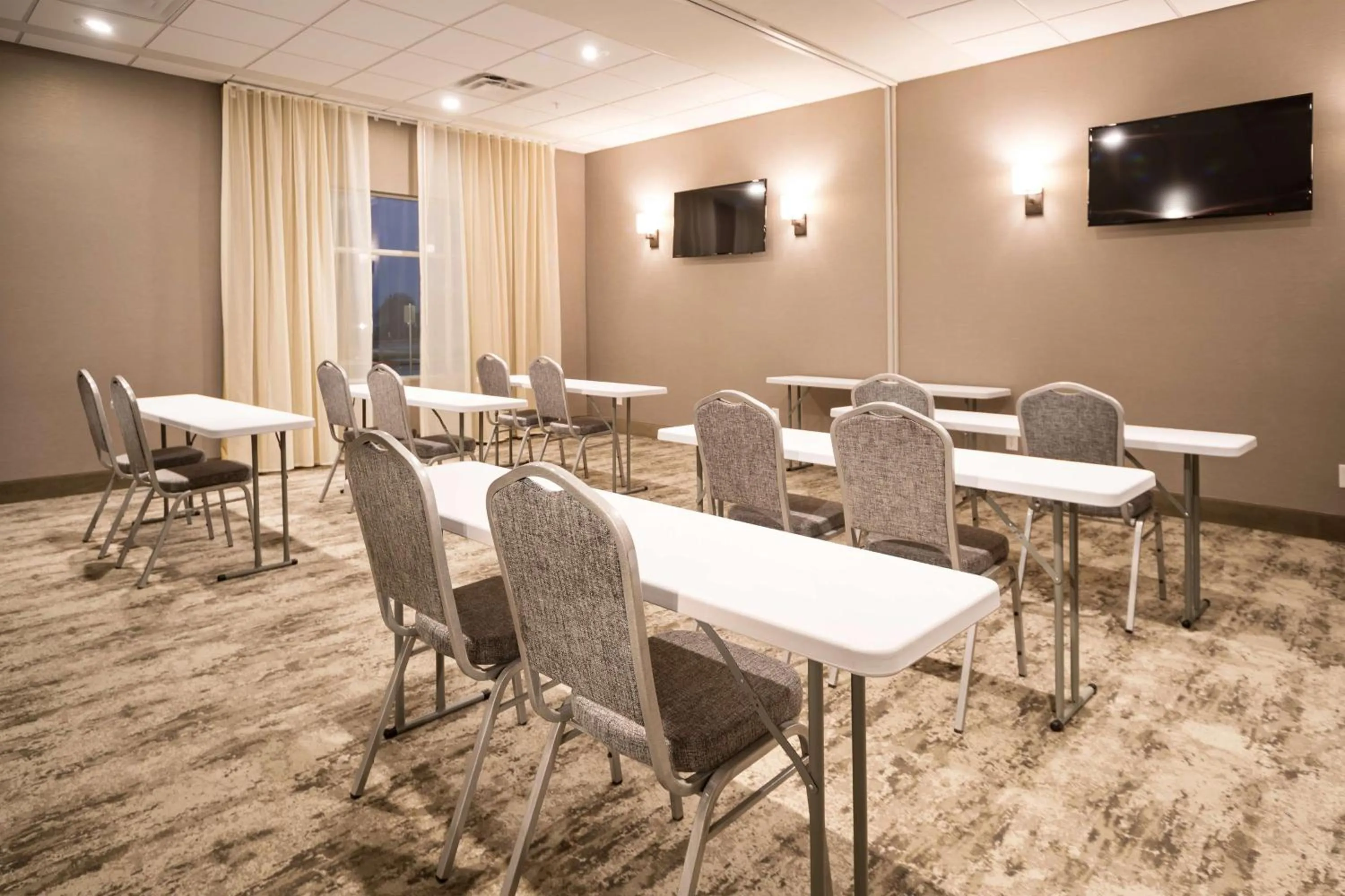Meeting/conference room in Best Western Plus Executive Residency Austin - Round Rock