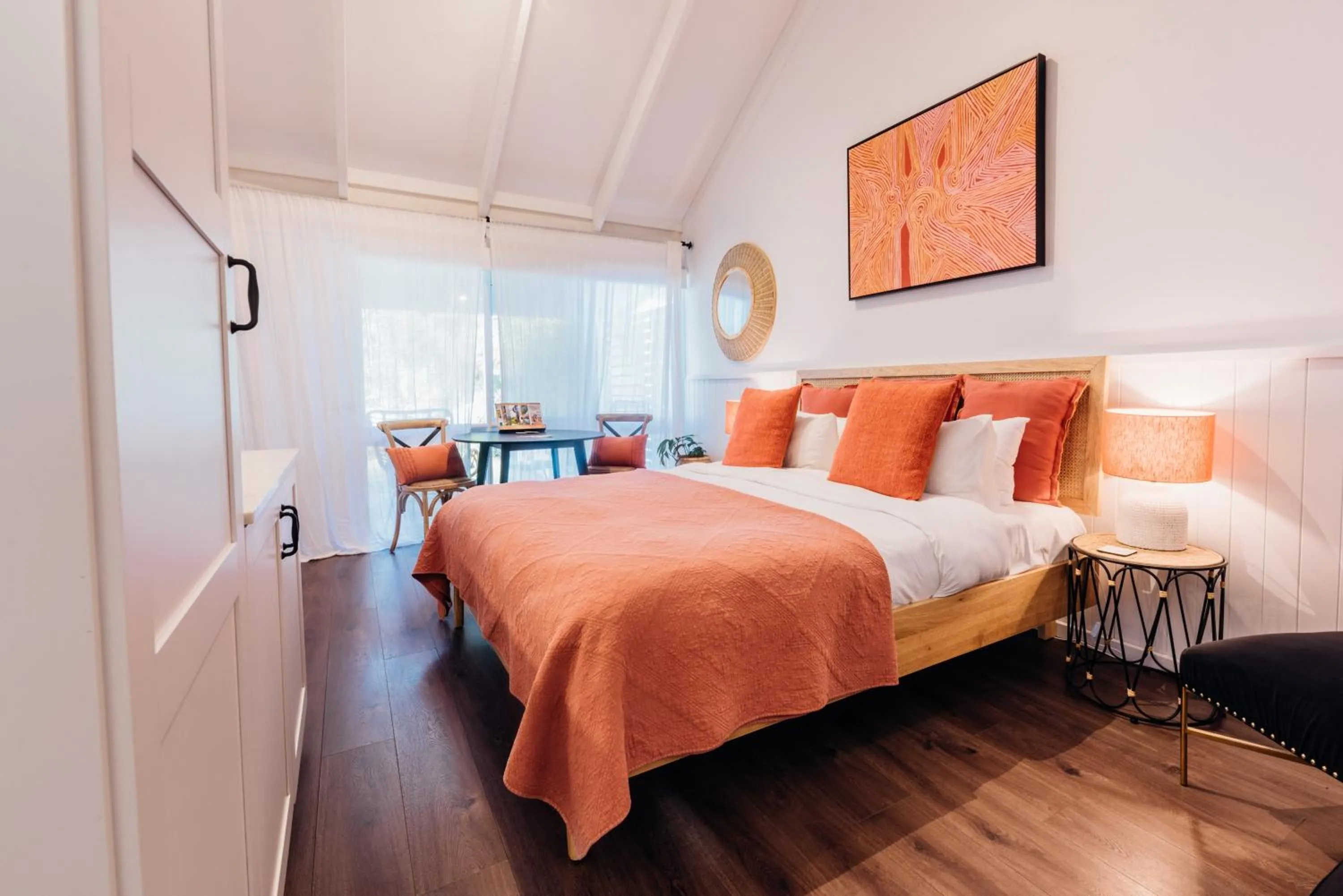 Bed in Port O' Call Motel