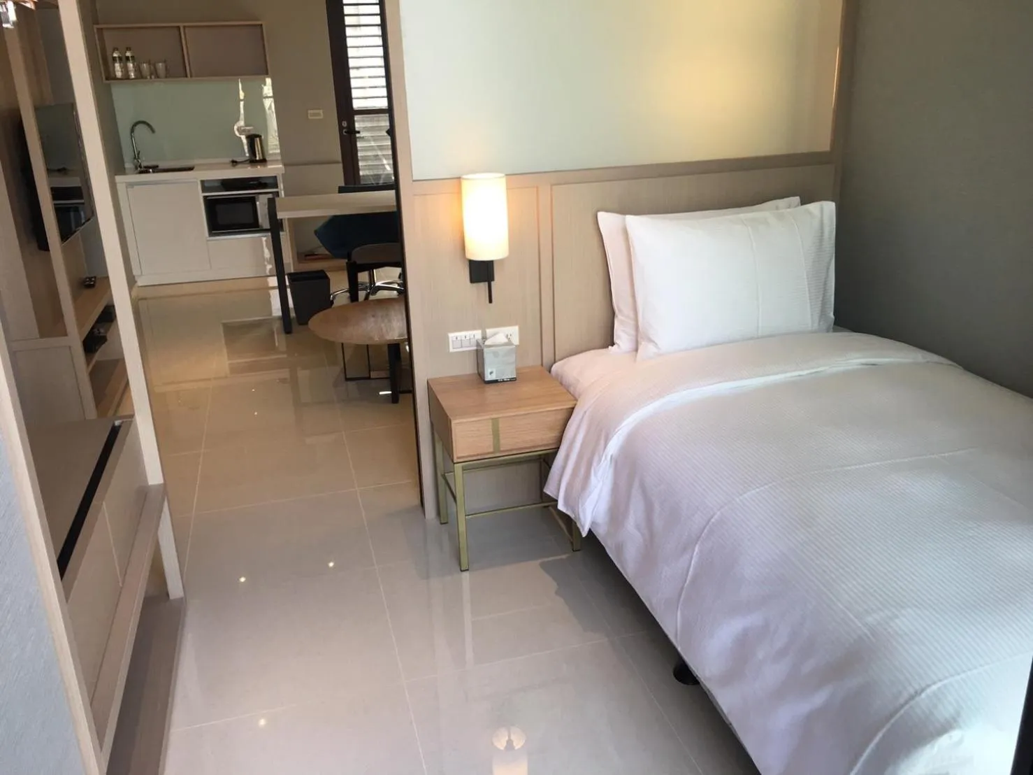 Bedroom, Bed in Jolley Hotel