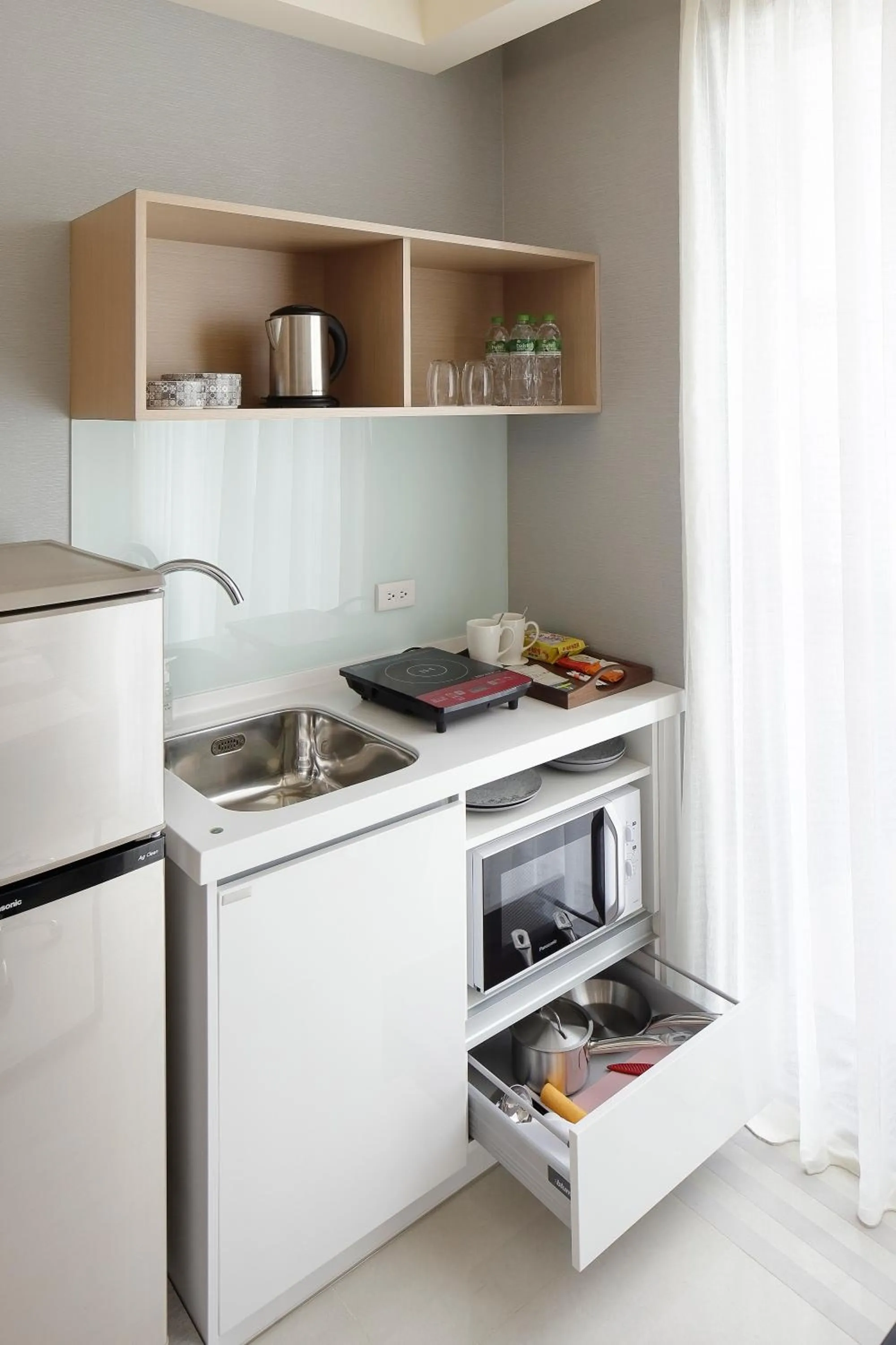 Kitchen or kitchenette in Jolley Hotel