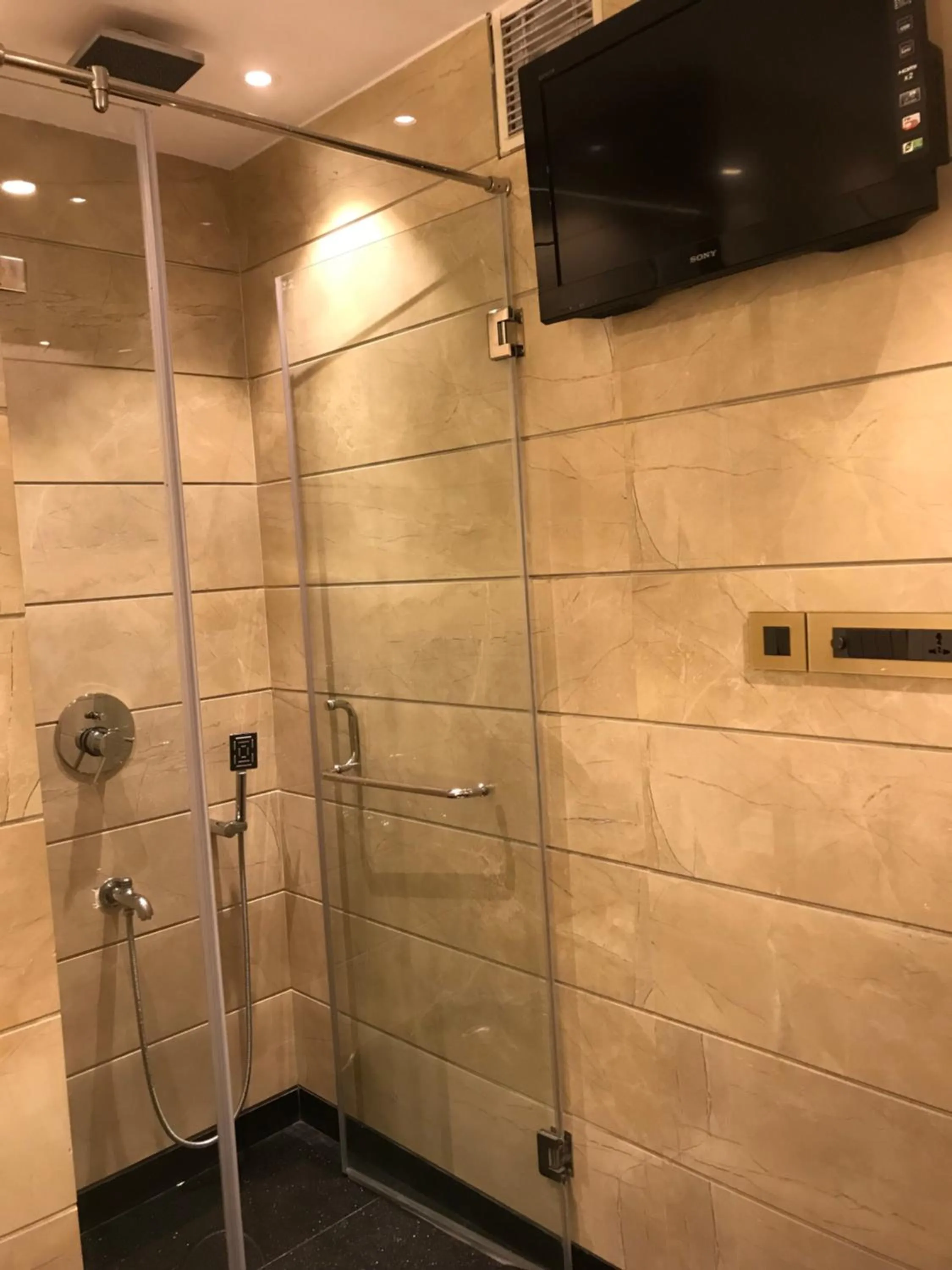 JRD Pride-Business Hotel