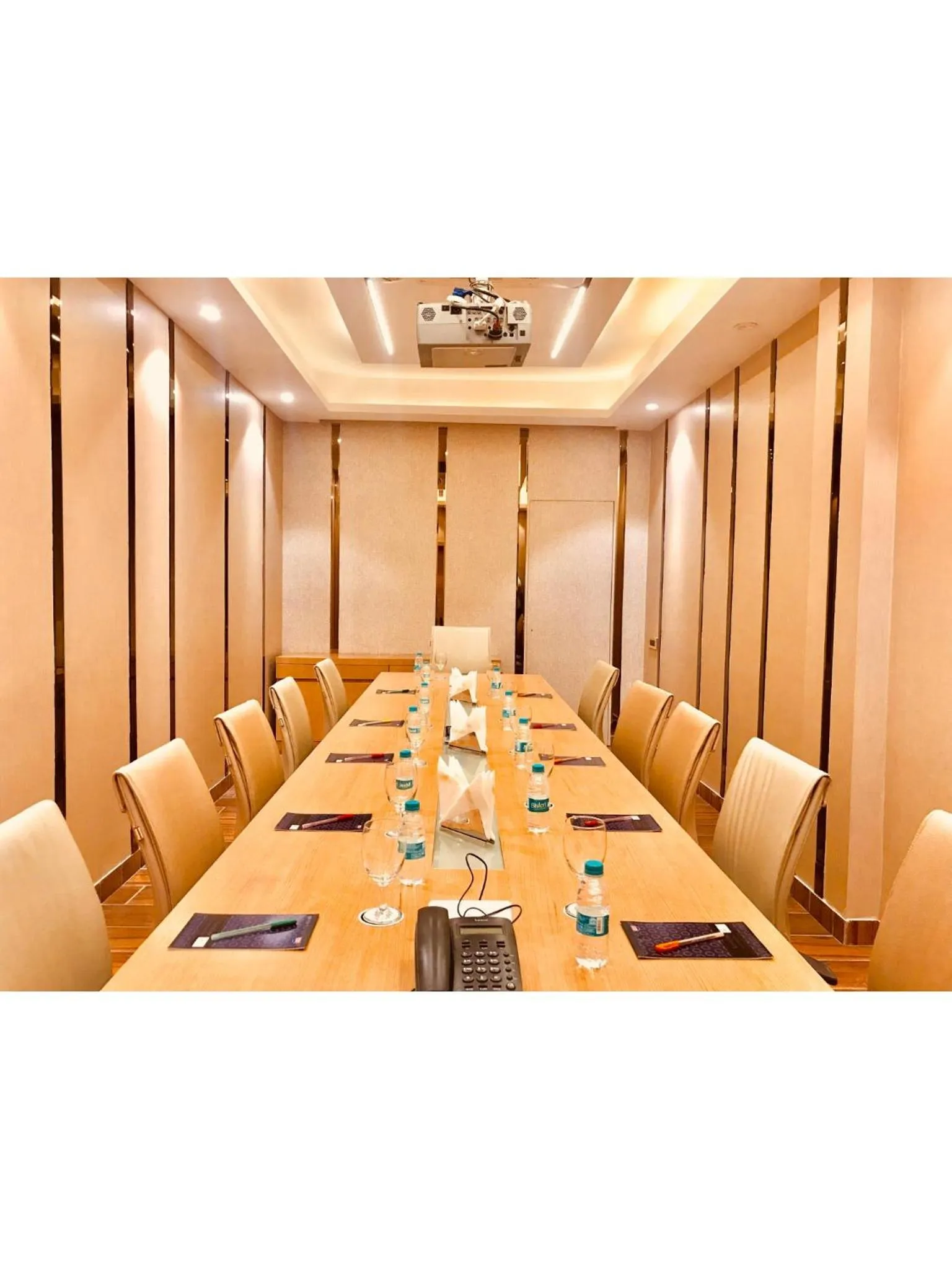 JRD Pride-Business Hotel