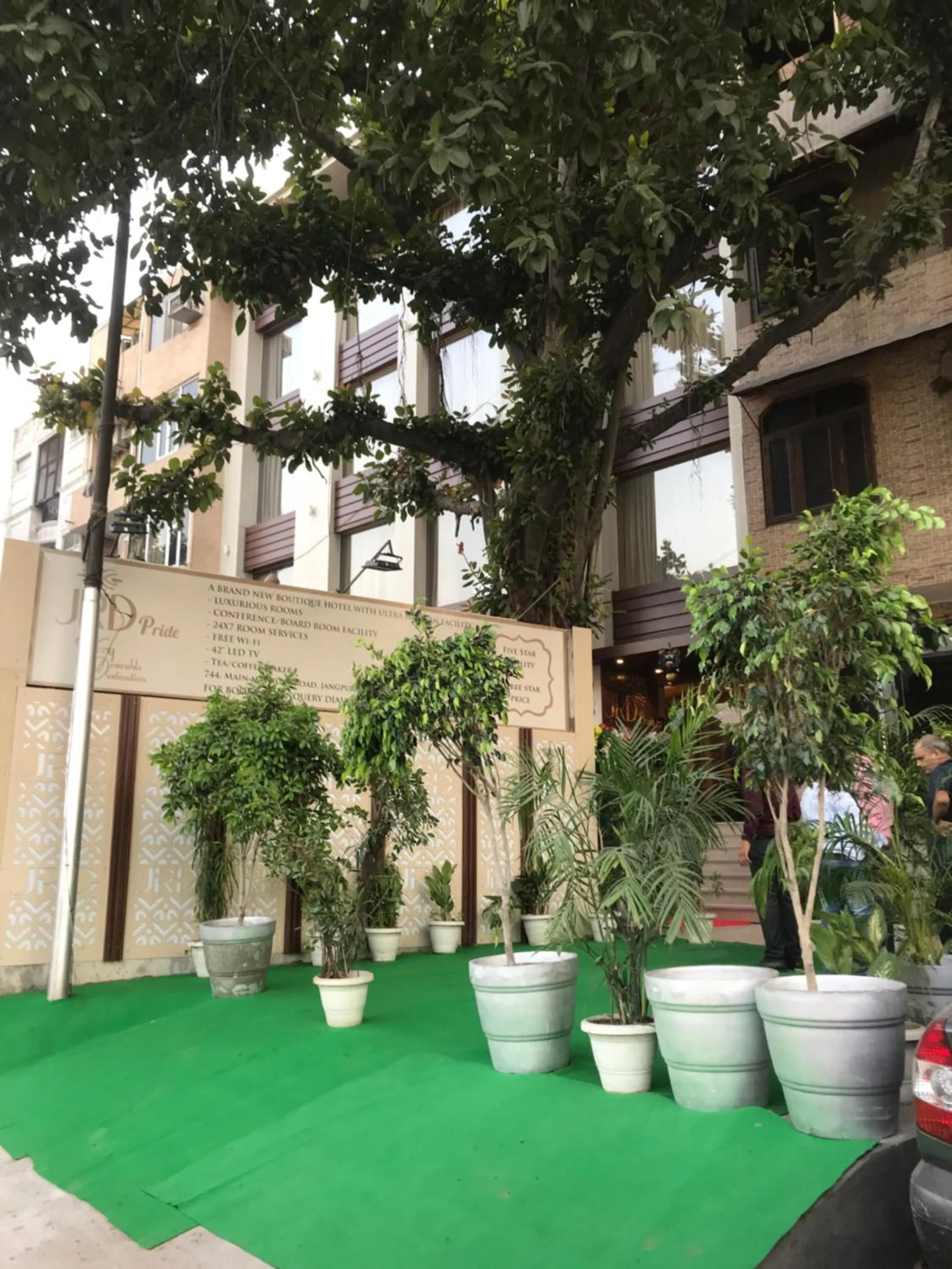 JRD Pride-Business Hotel