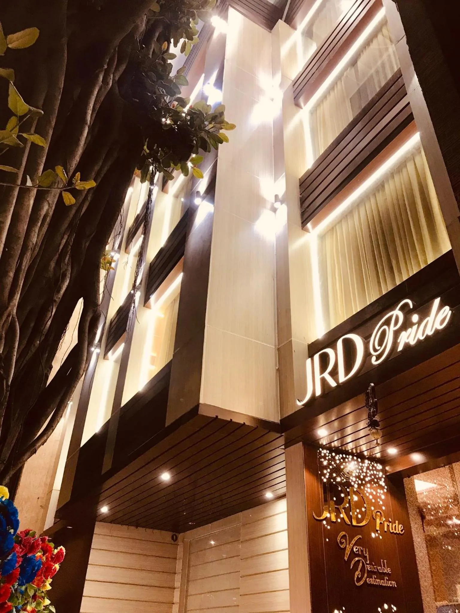 JRD Pride-Business Hotel