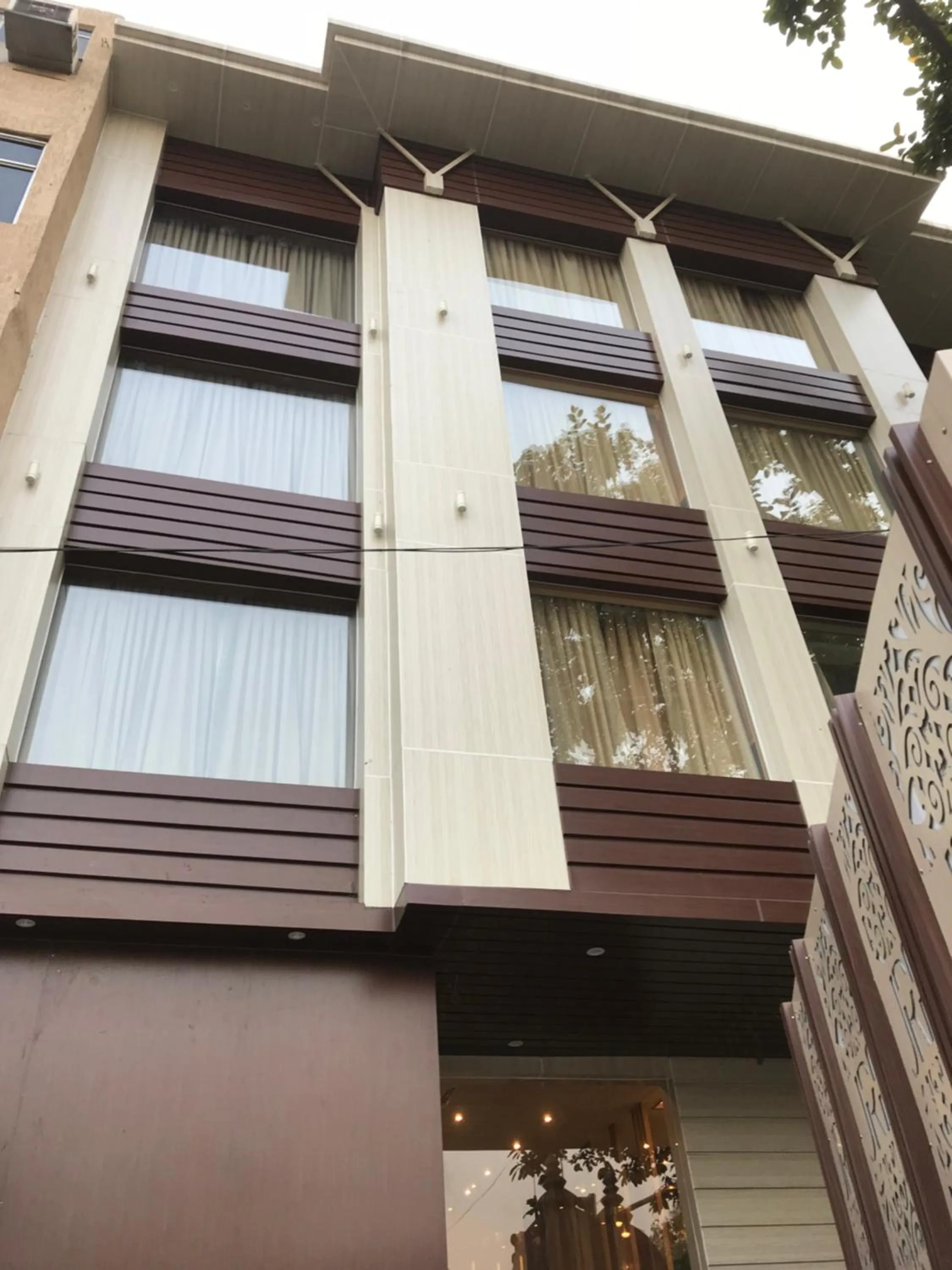 Property building in JRD Pride-Business Hotel