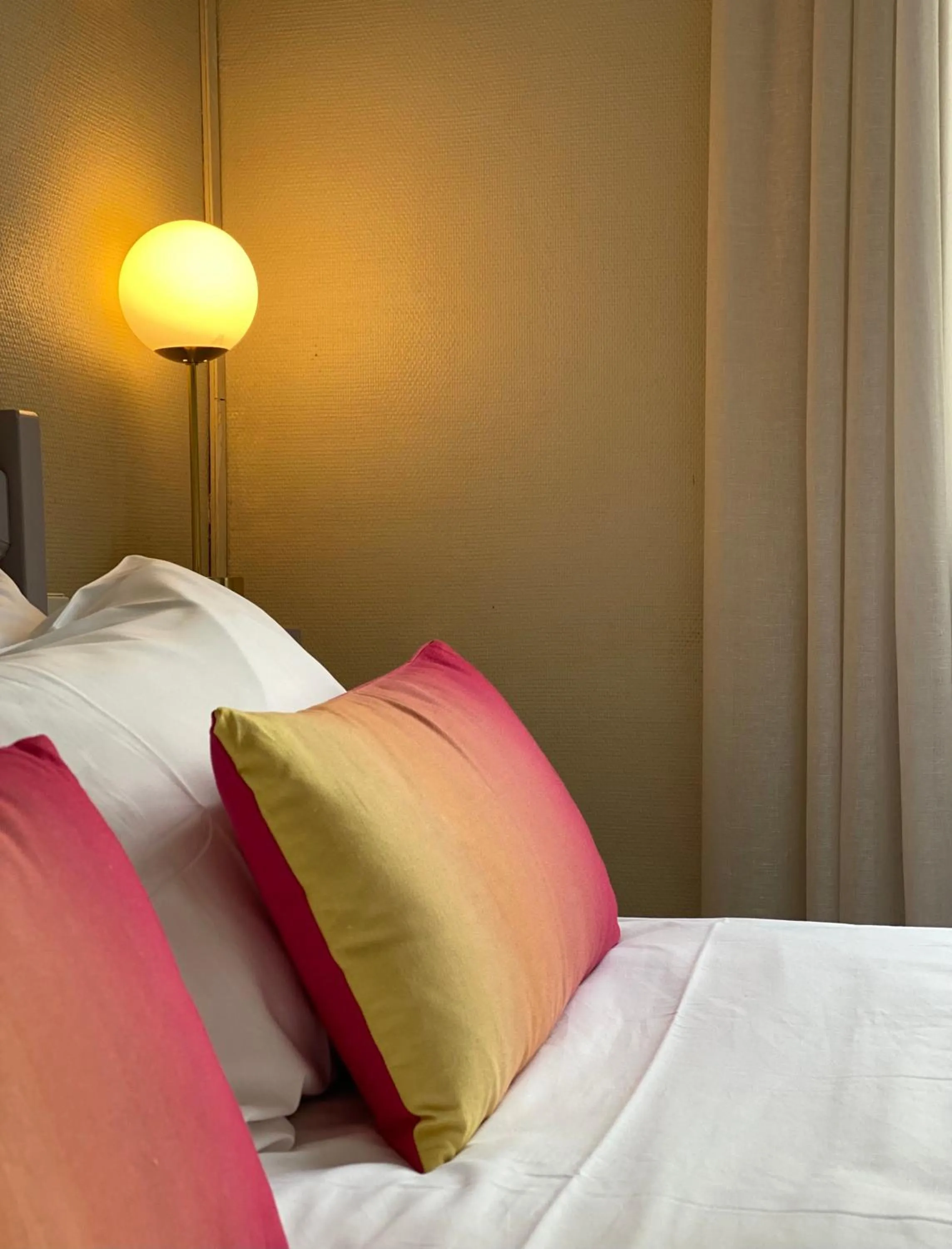 Decorative detail, Bed in Maison Richet