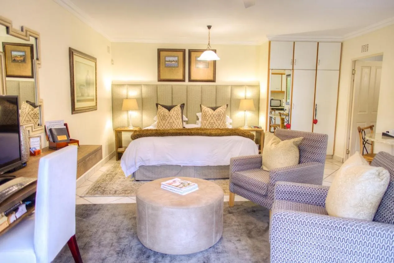 Photo of the whole room, Bed in Anchor's Rest Guesthouse and Self Catering