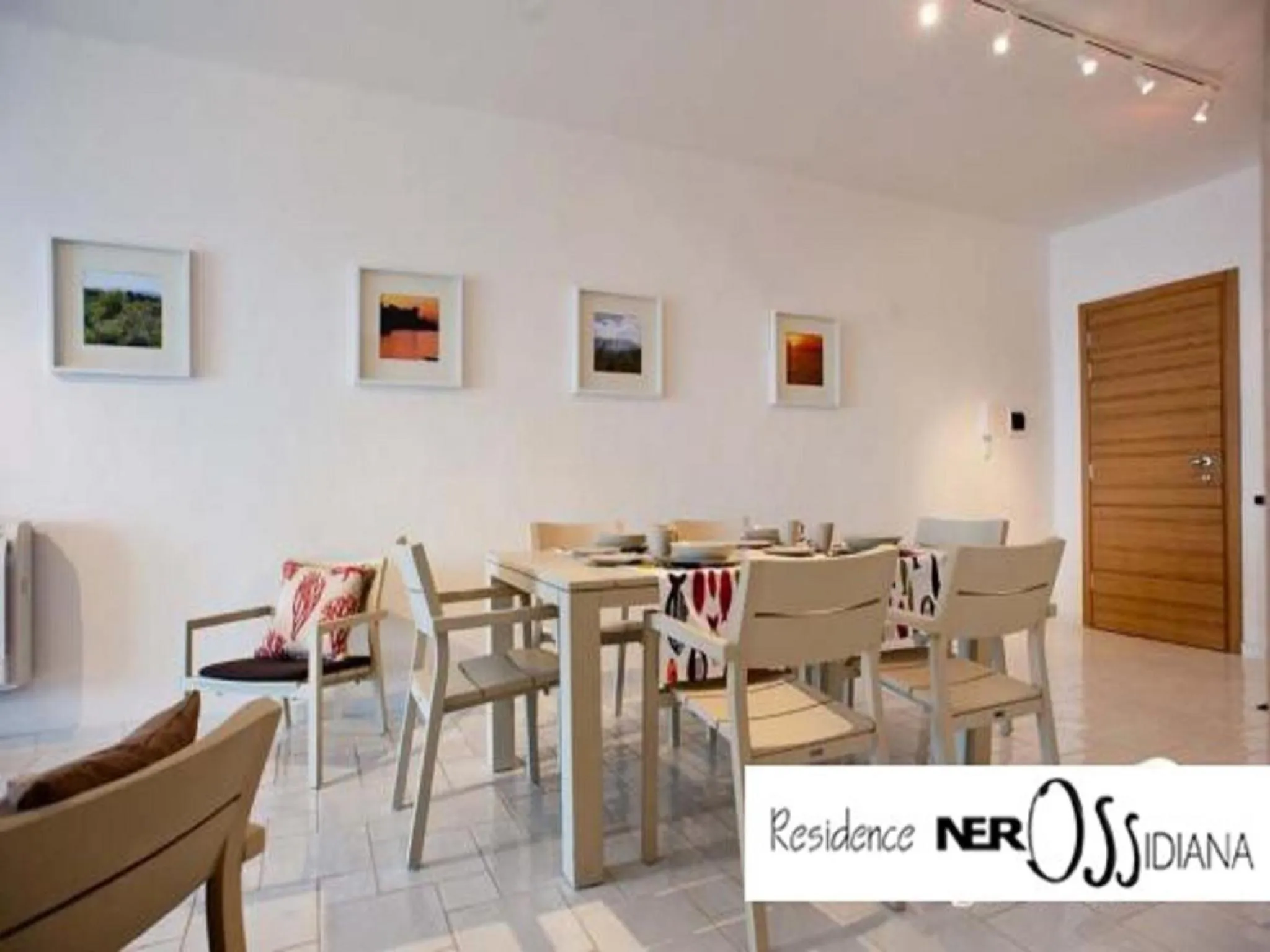 Living room in NerOssidiana