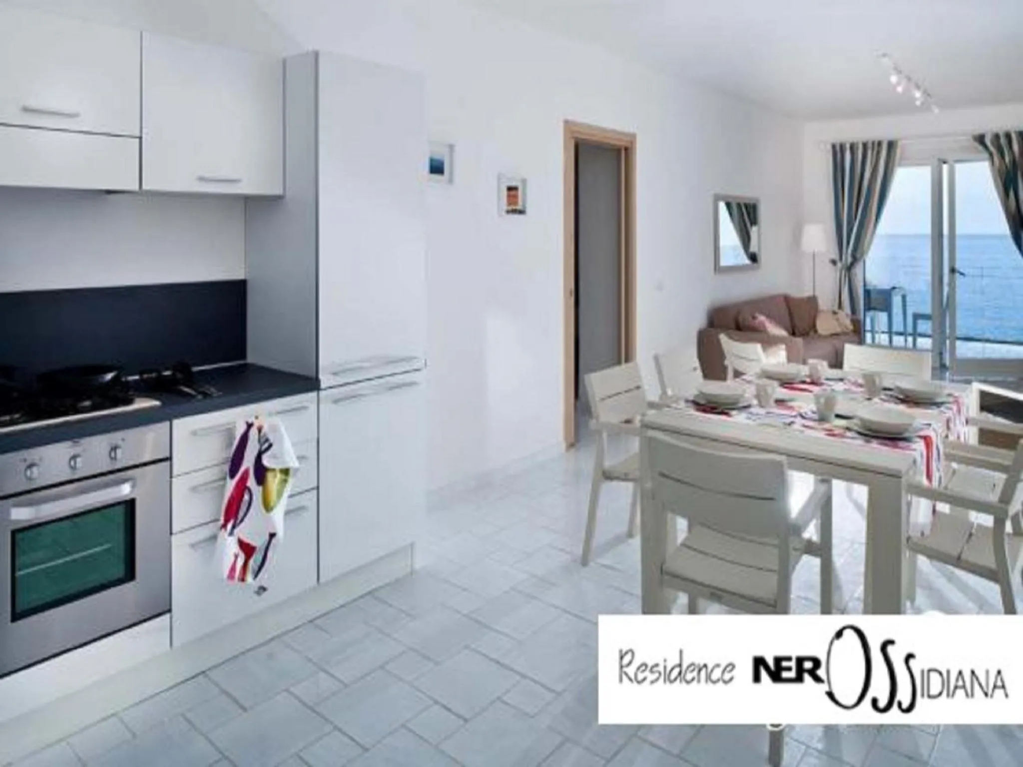 Dining area in NerOssidiana