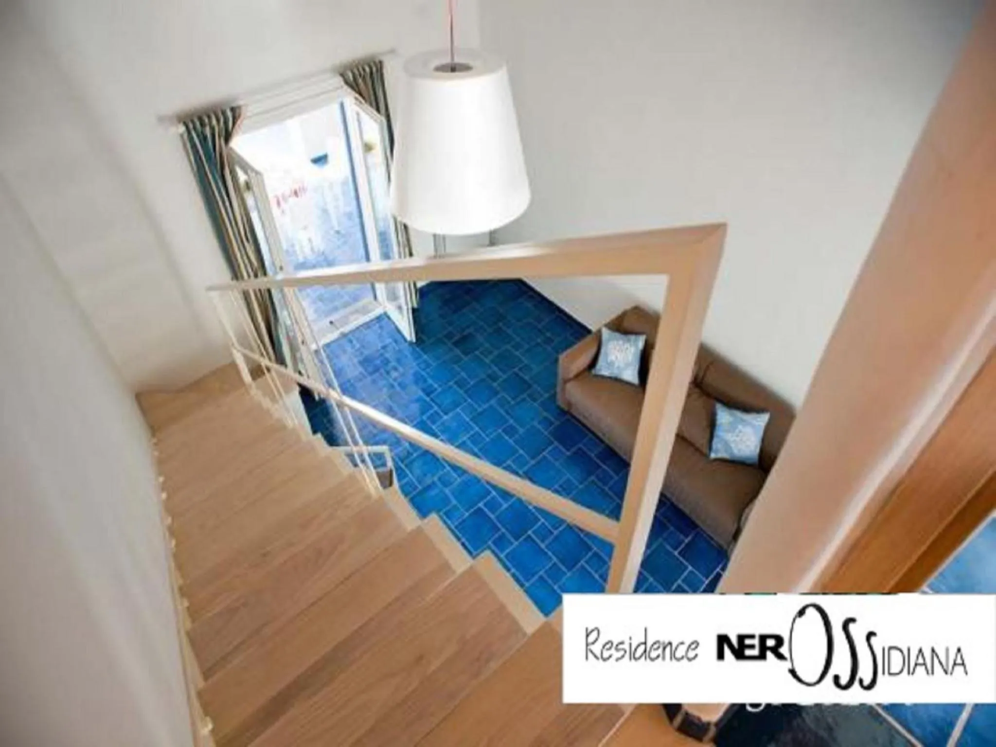 Living room in NerOssidiana