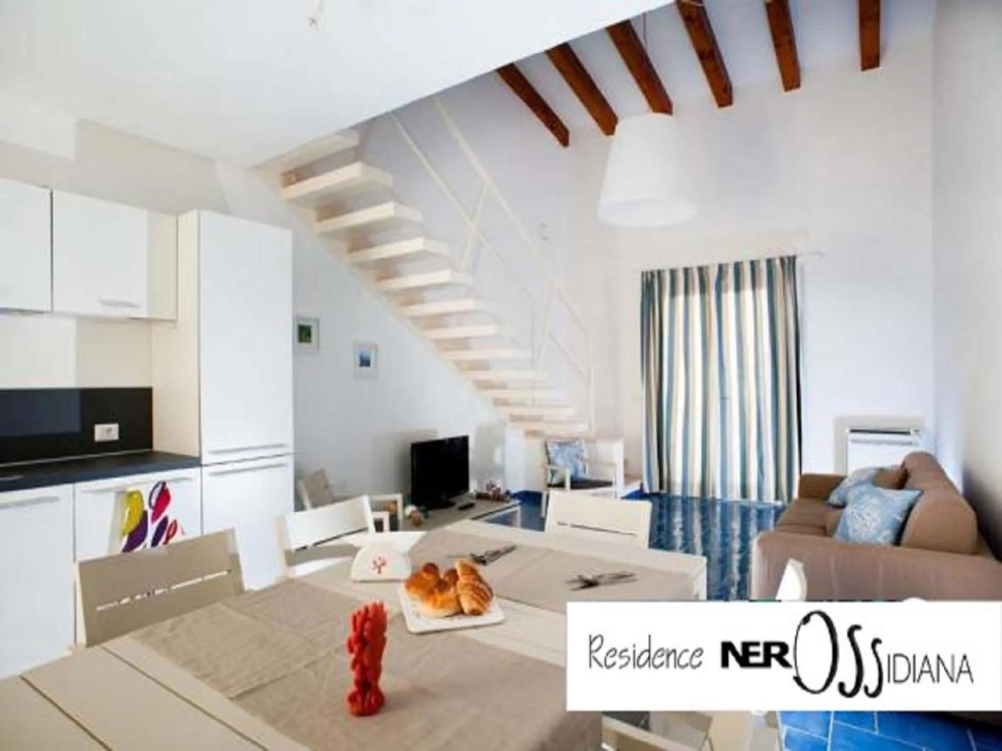 Dining area in NerOssidiana