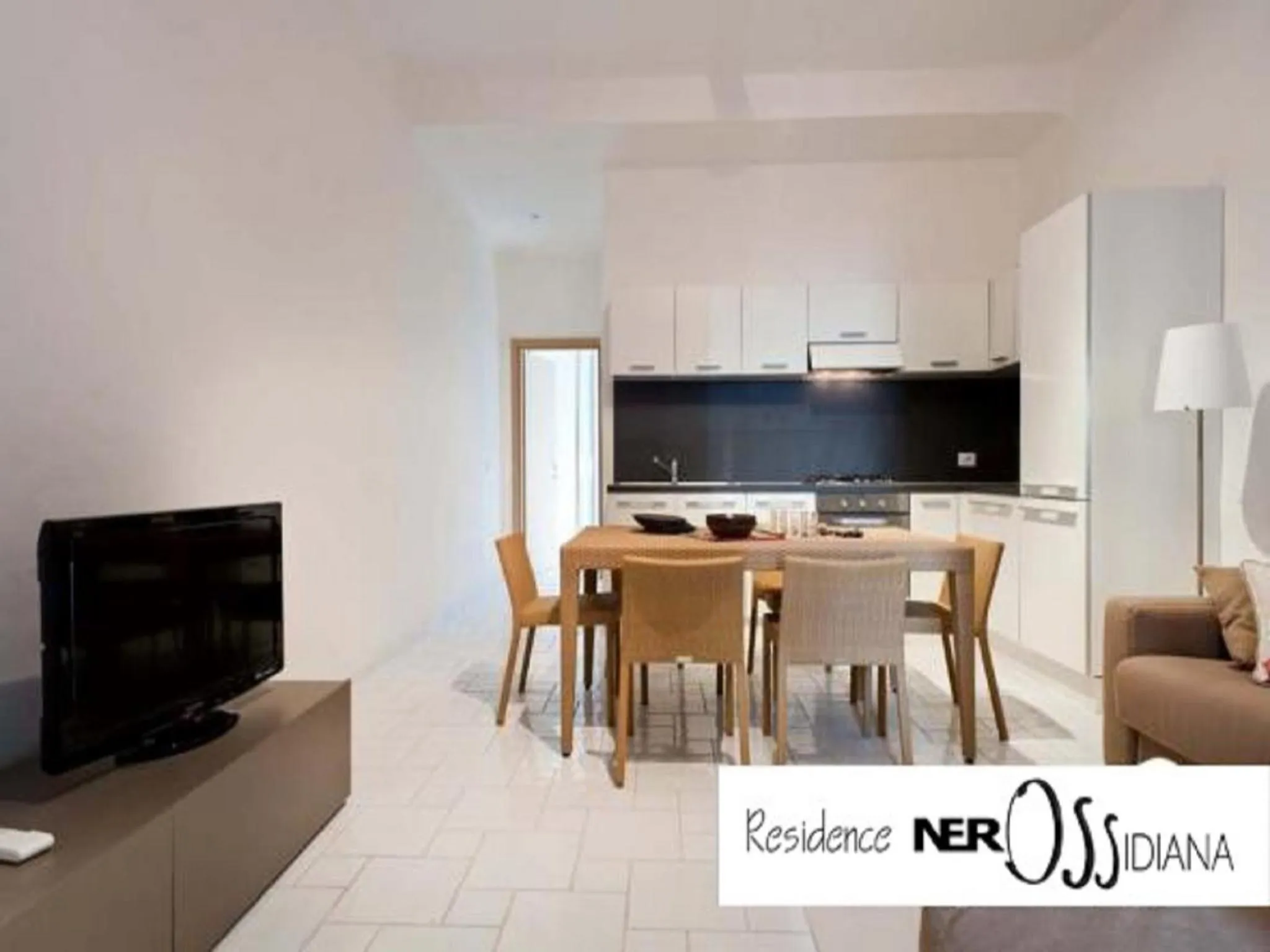 Photo of the whole room in NerOssidiana