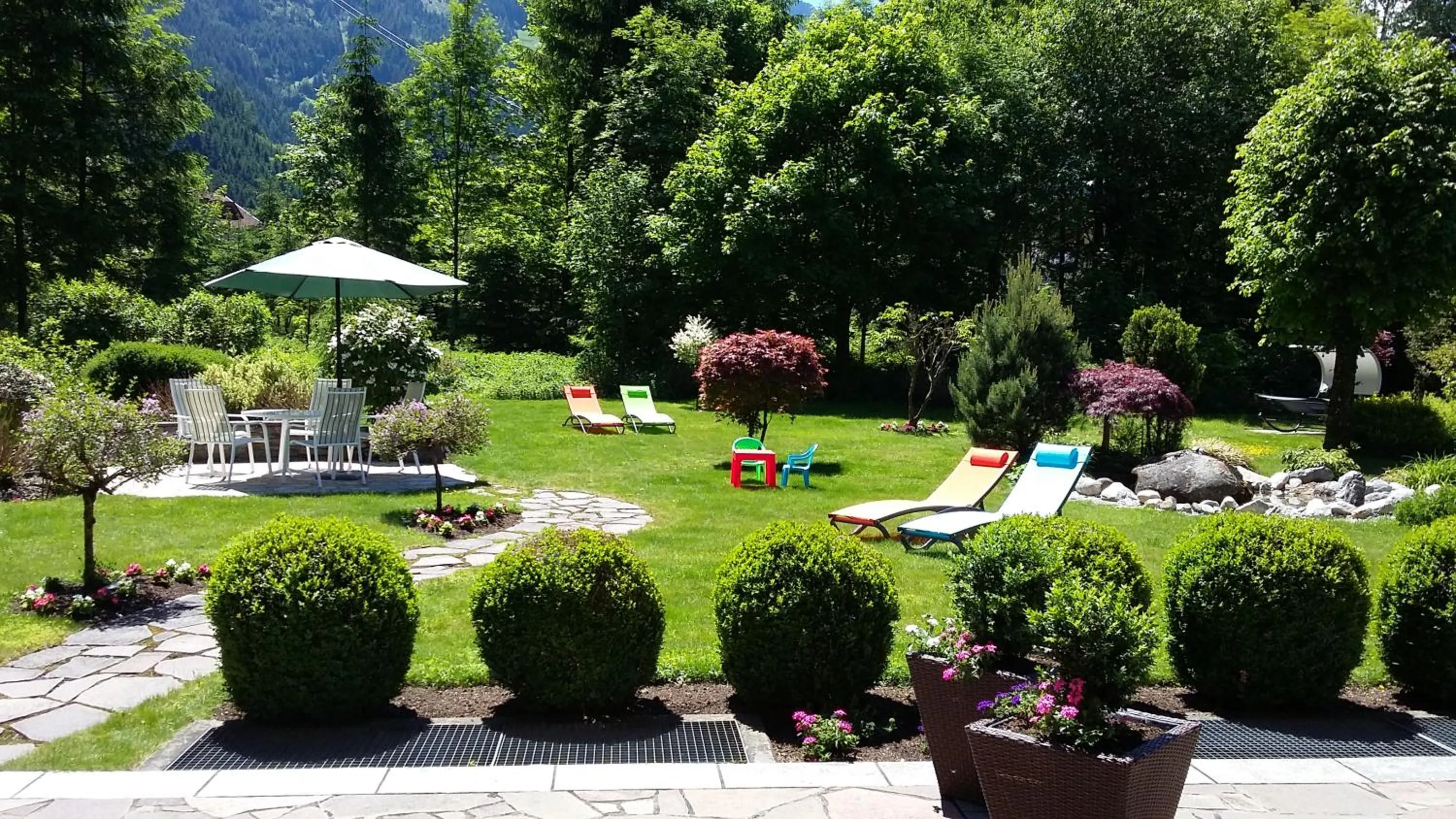 Garden in Hotel Garni Erler