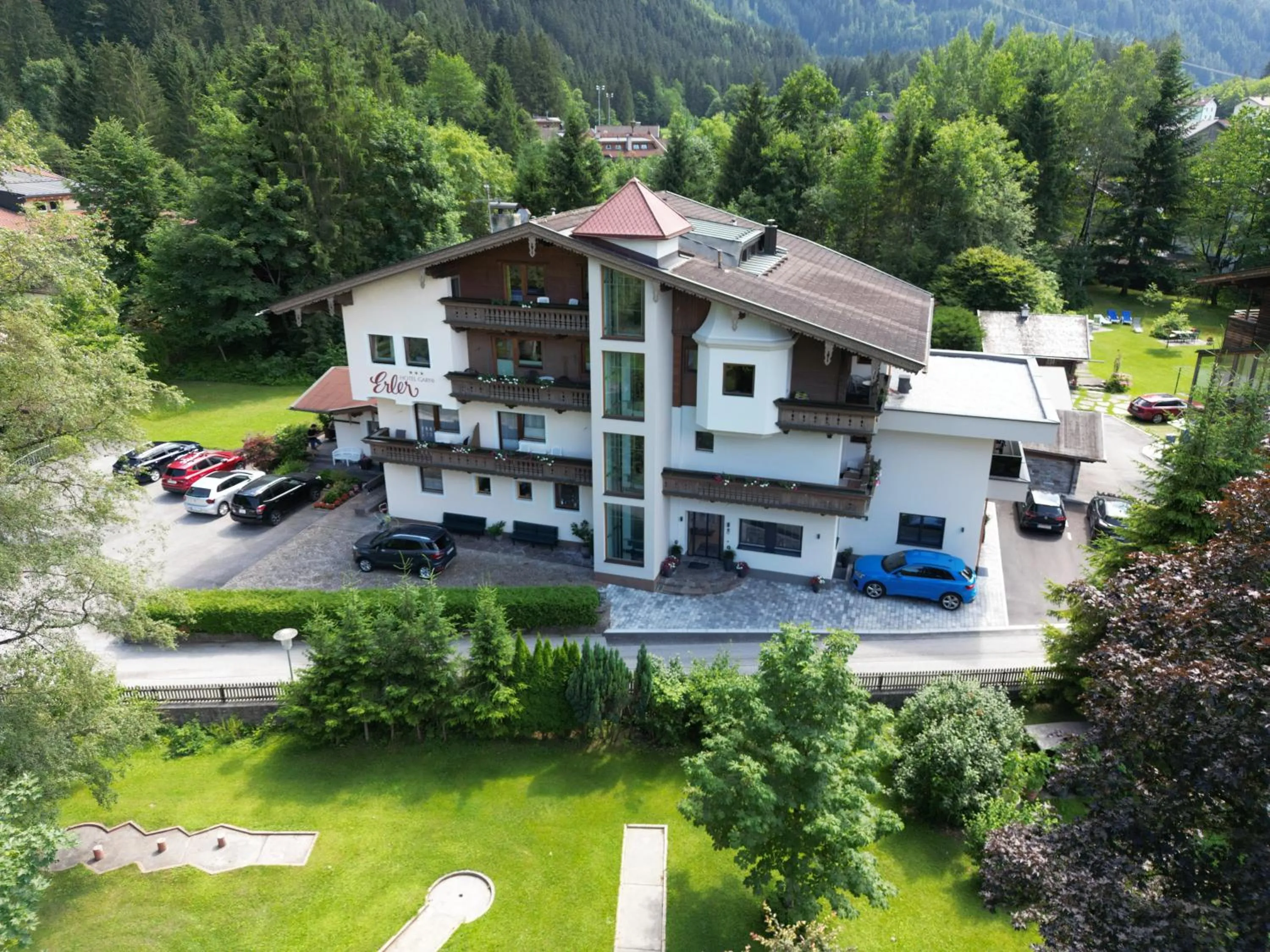 Property building in Hotel Garni Erler